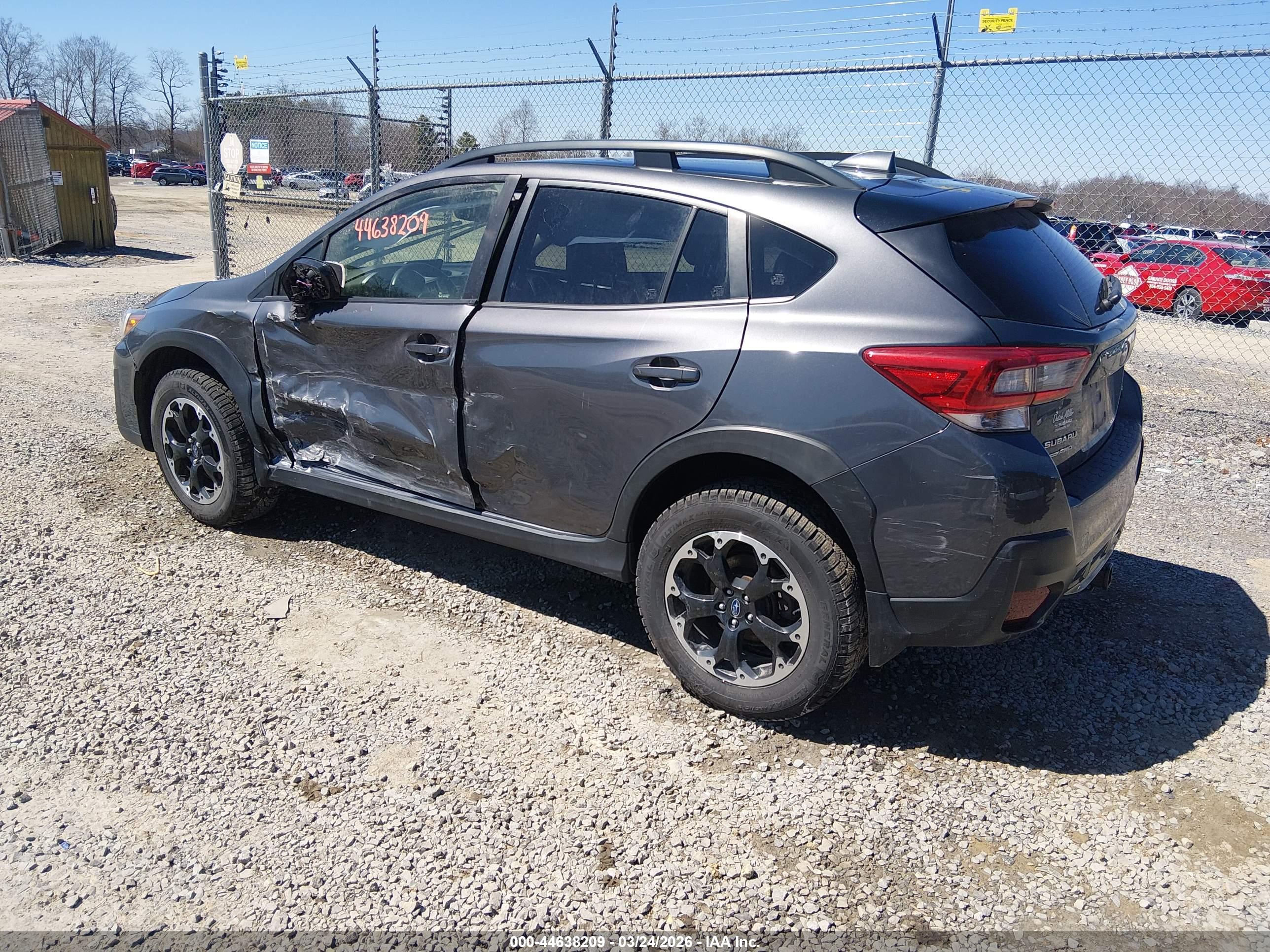SUBARU CROSSTREK image 3