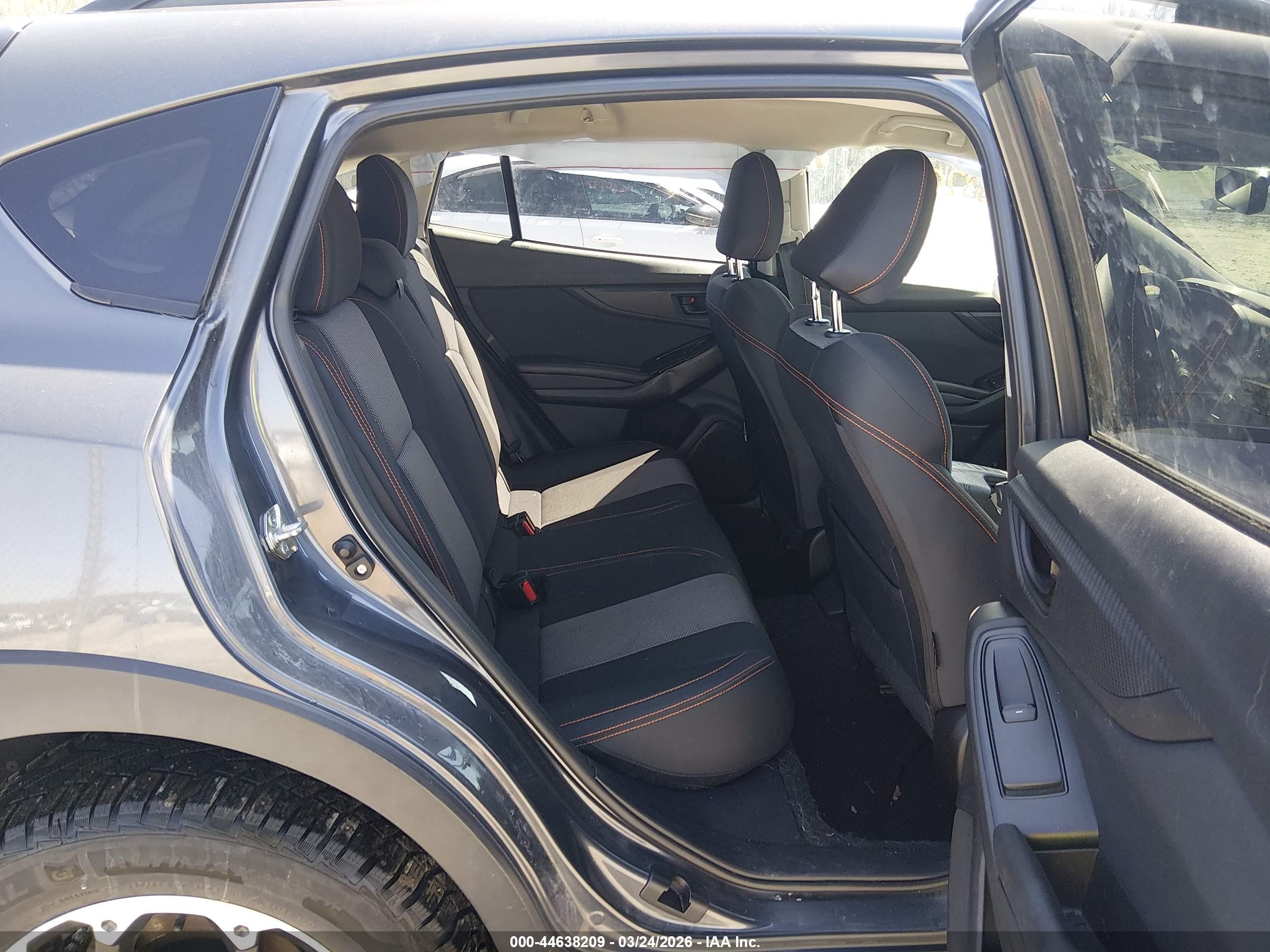 SUBARU CROSSTREK image 8