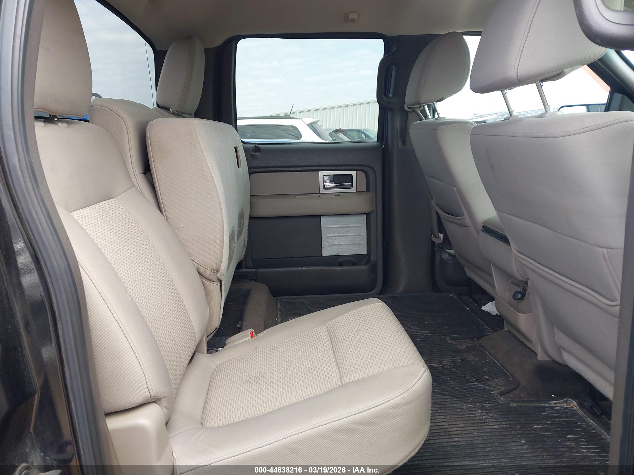 FORD F-150 image 8
