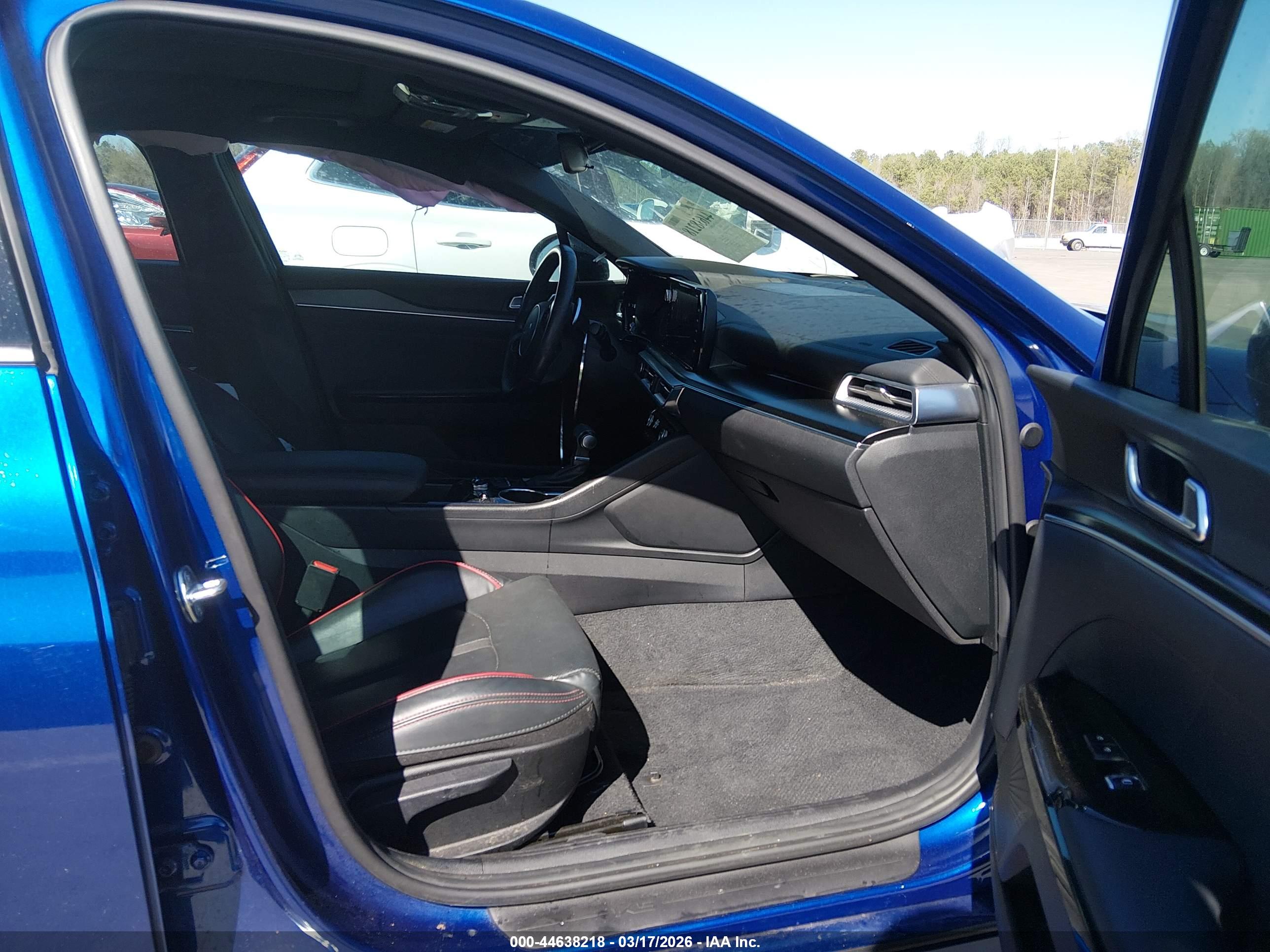 KIA K5 image 5
