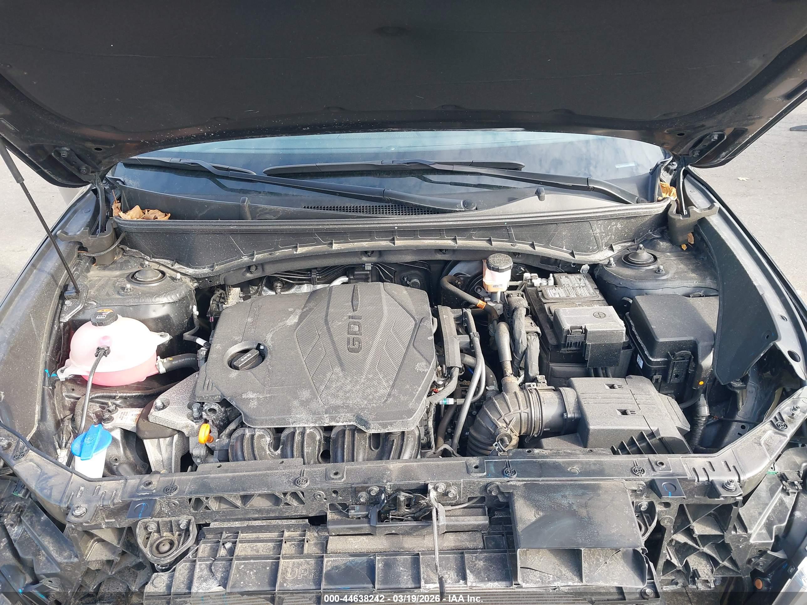 HYUNDAI TUCSON image 10