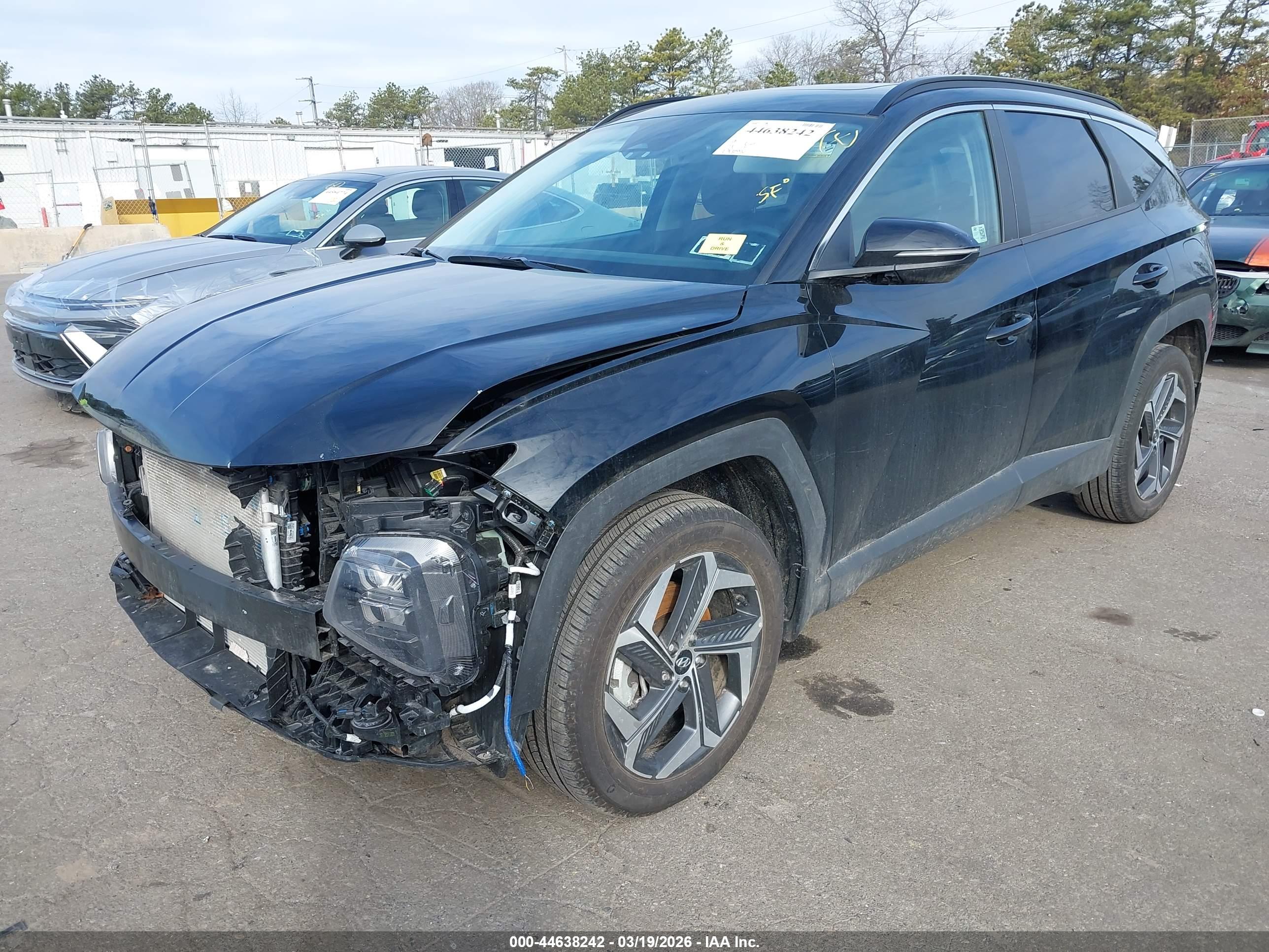 HYUNDAI TUCSON image 2
