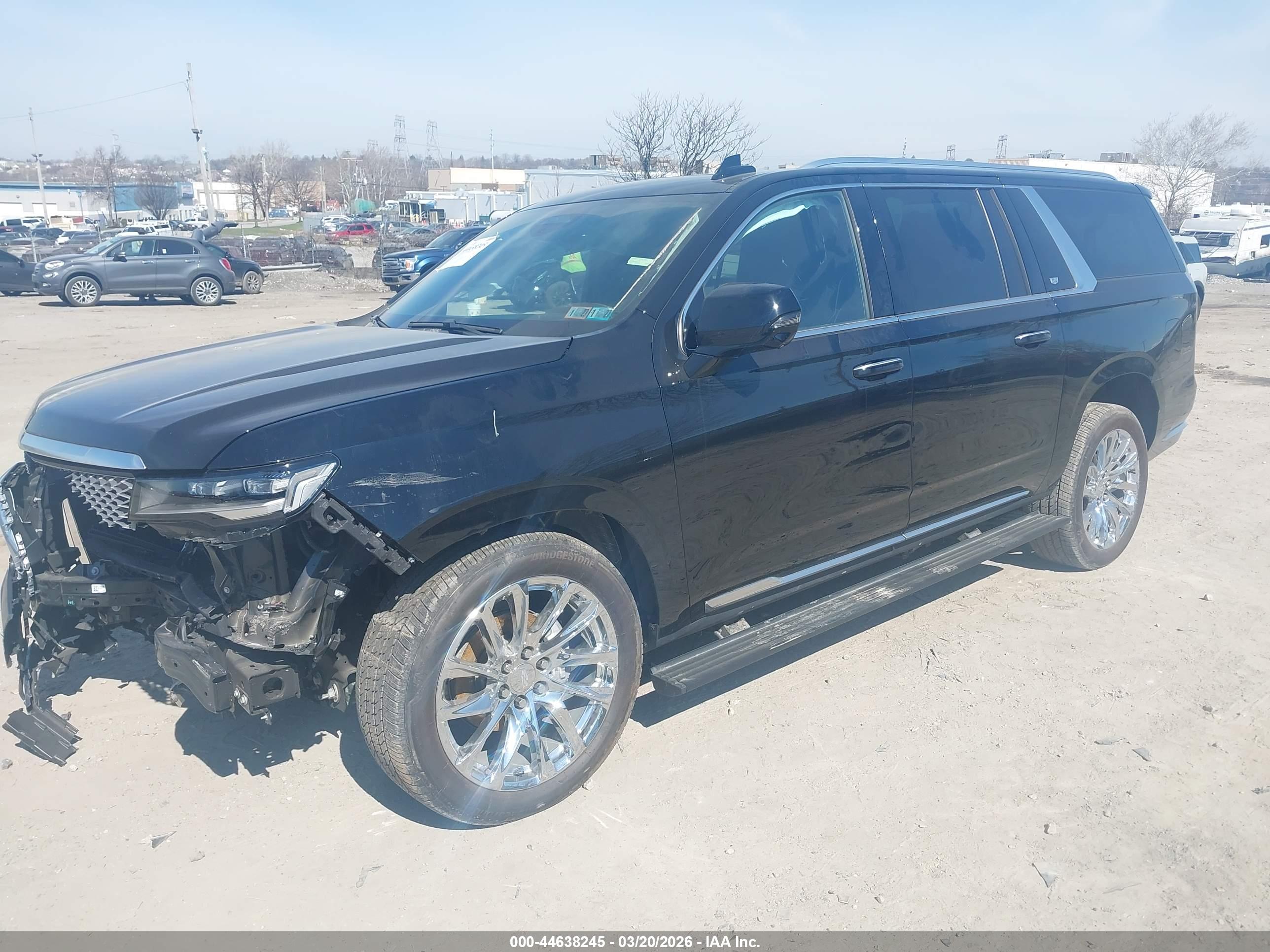 CADILLAC ESCALADE image 2
