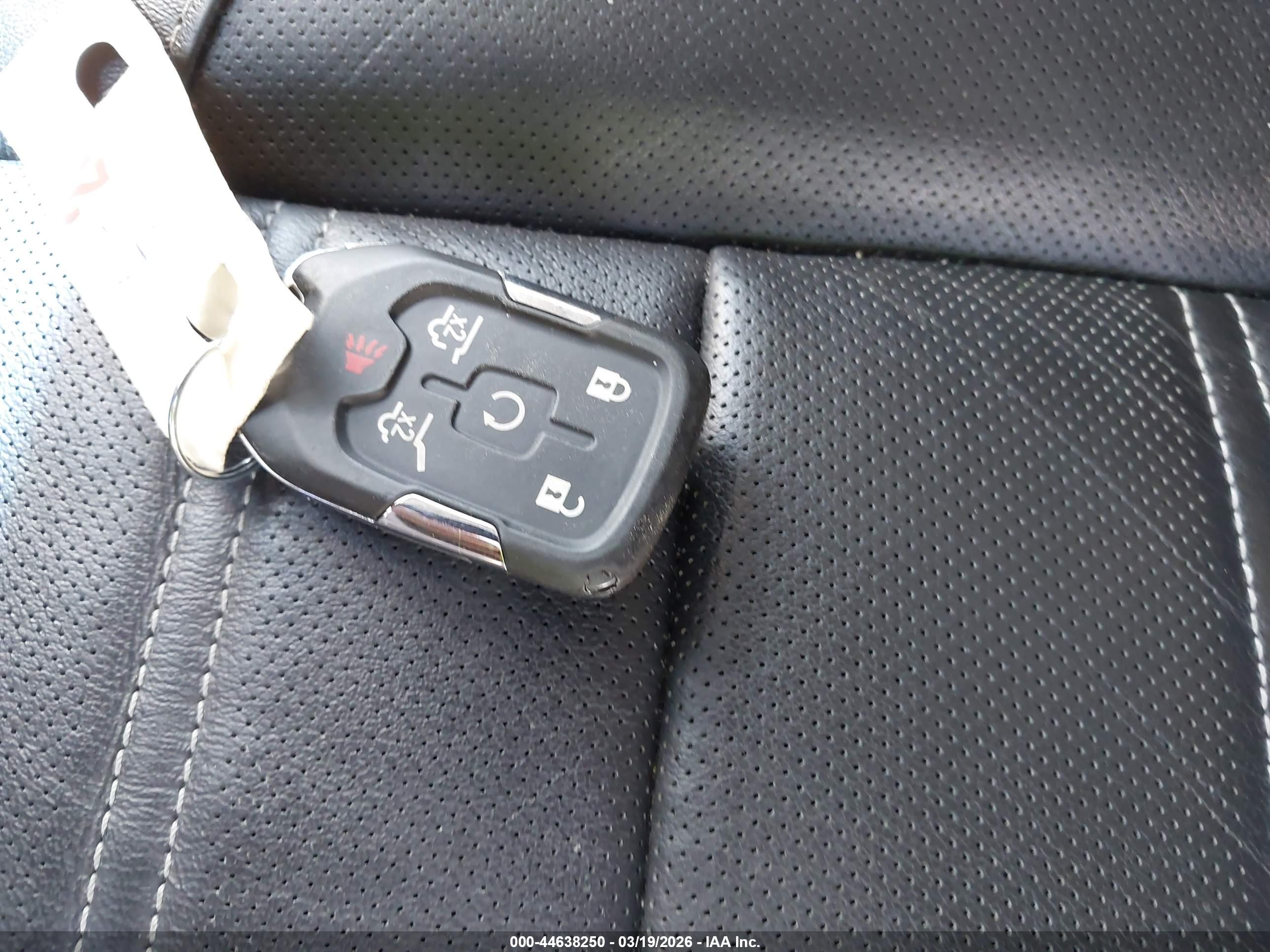 GMC YUKON image 11