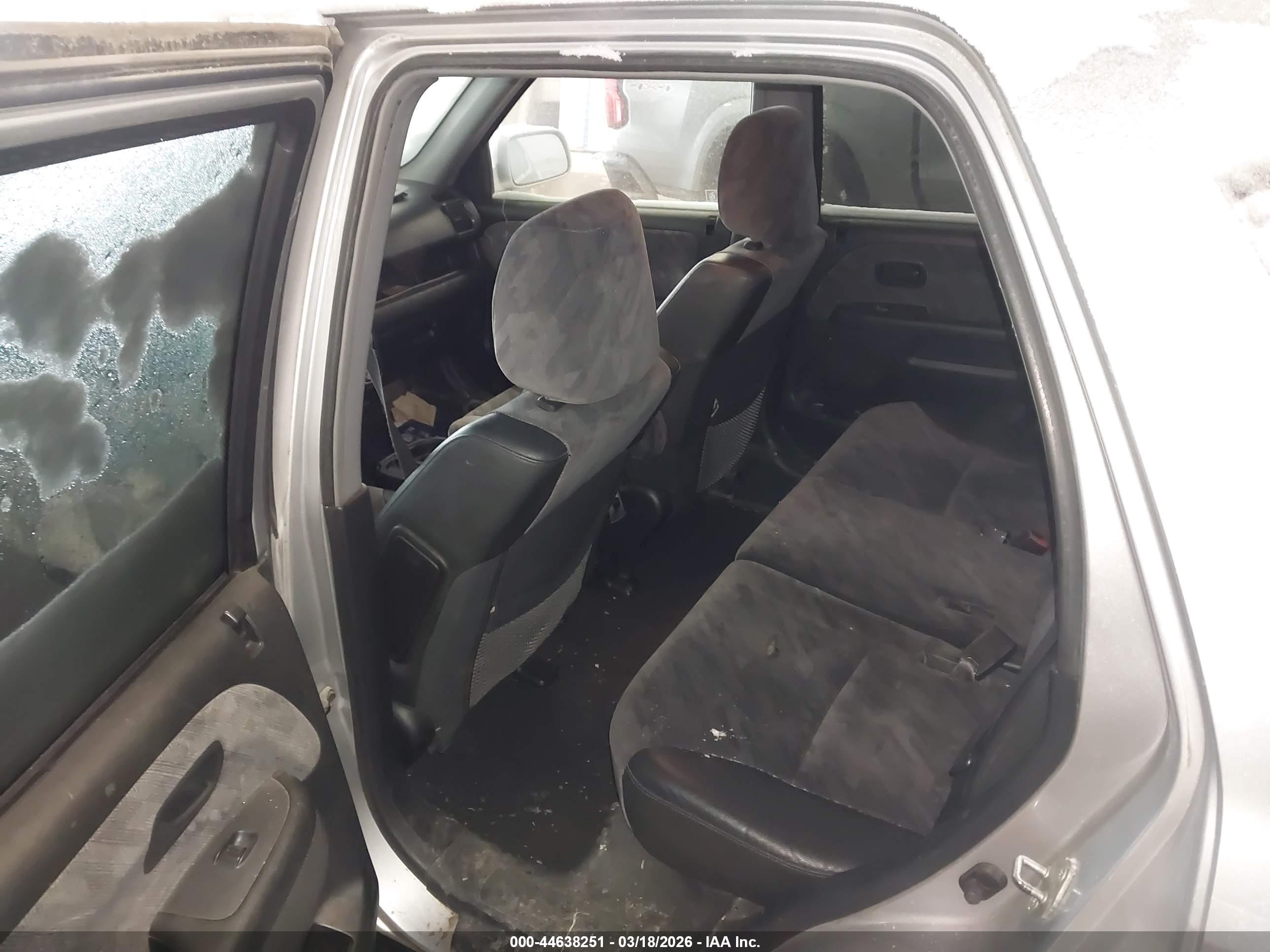 HONDA CR-V image 8