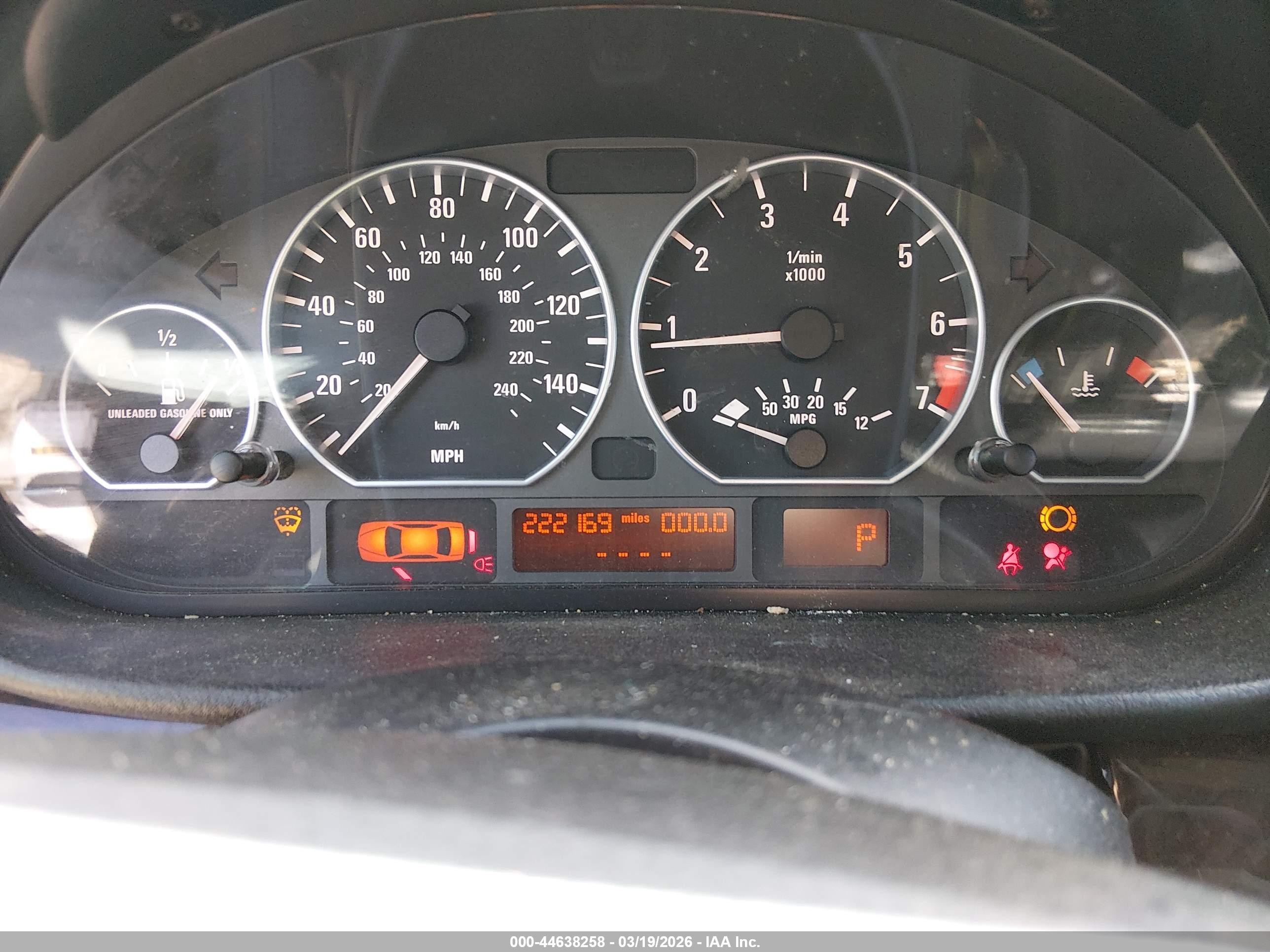 BMW 330I image 7