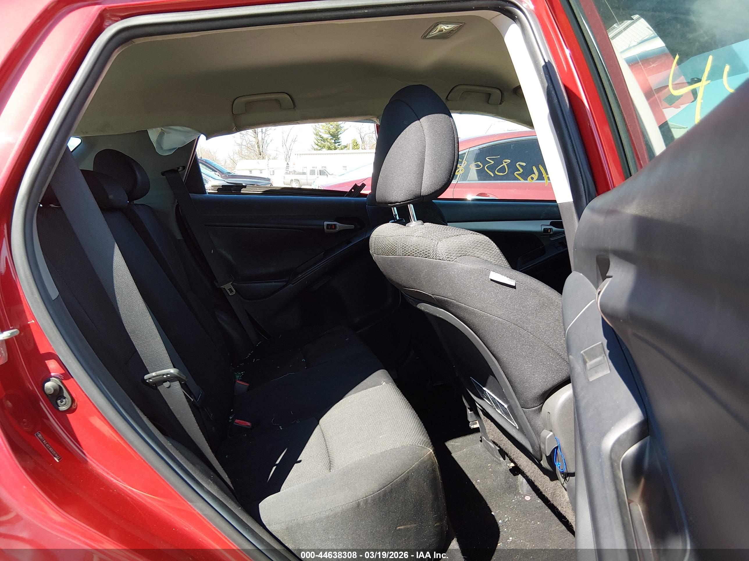 TOYOTA MATRIX image 8