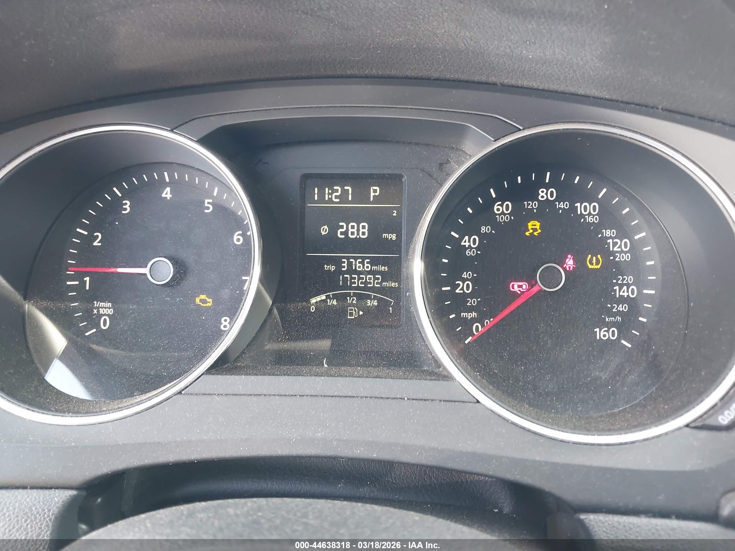 VOLKSWAGEN JETTA image 7