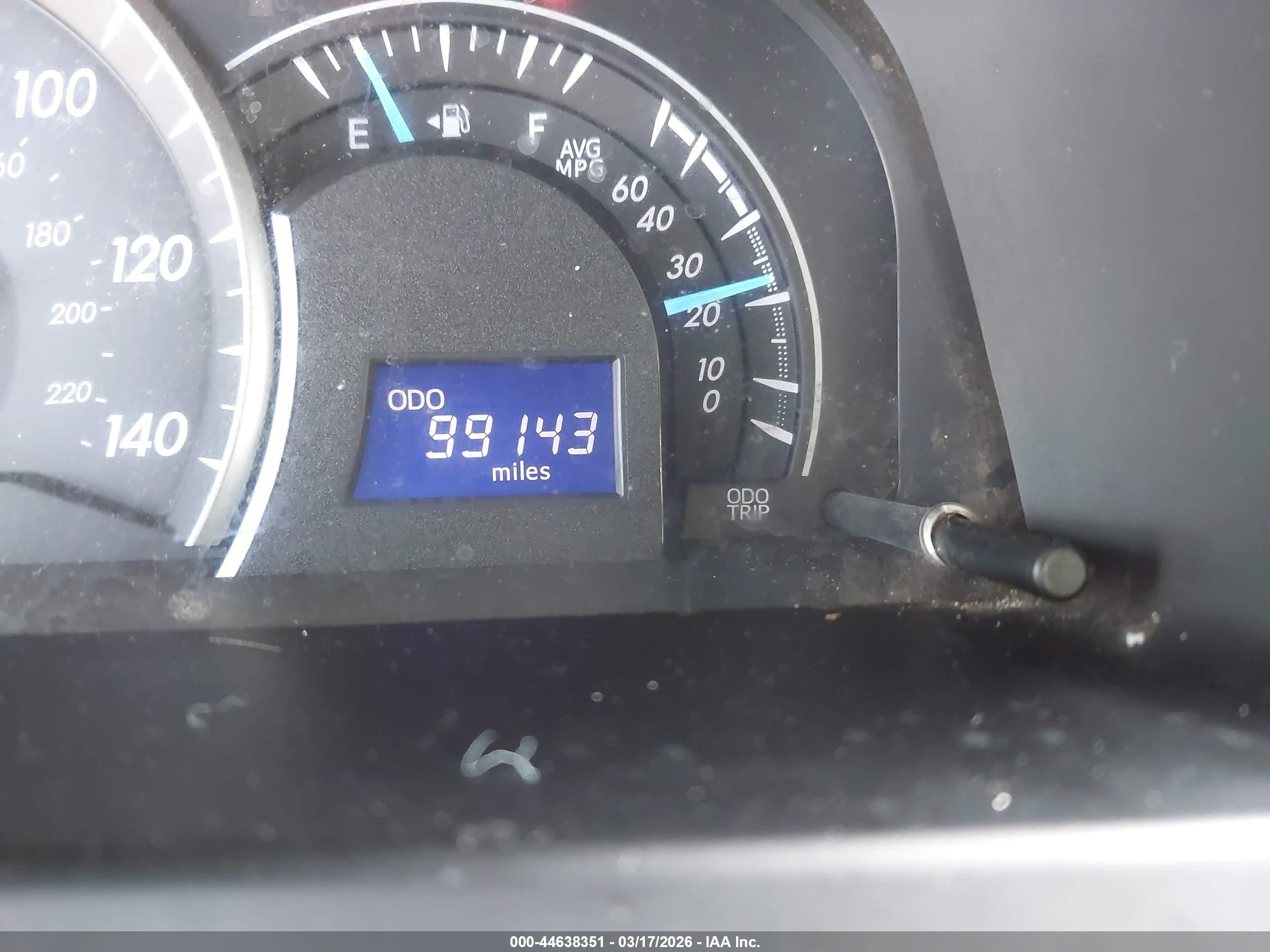 TOYOTA CAMRY image 7
