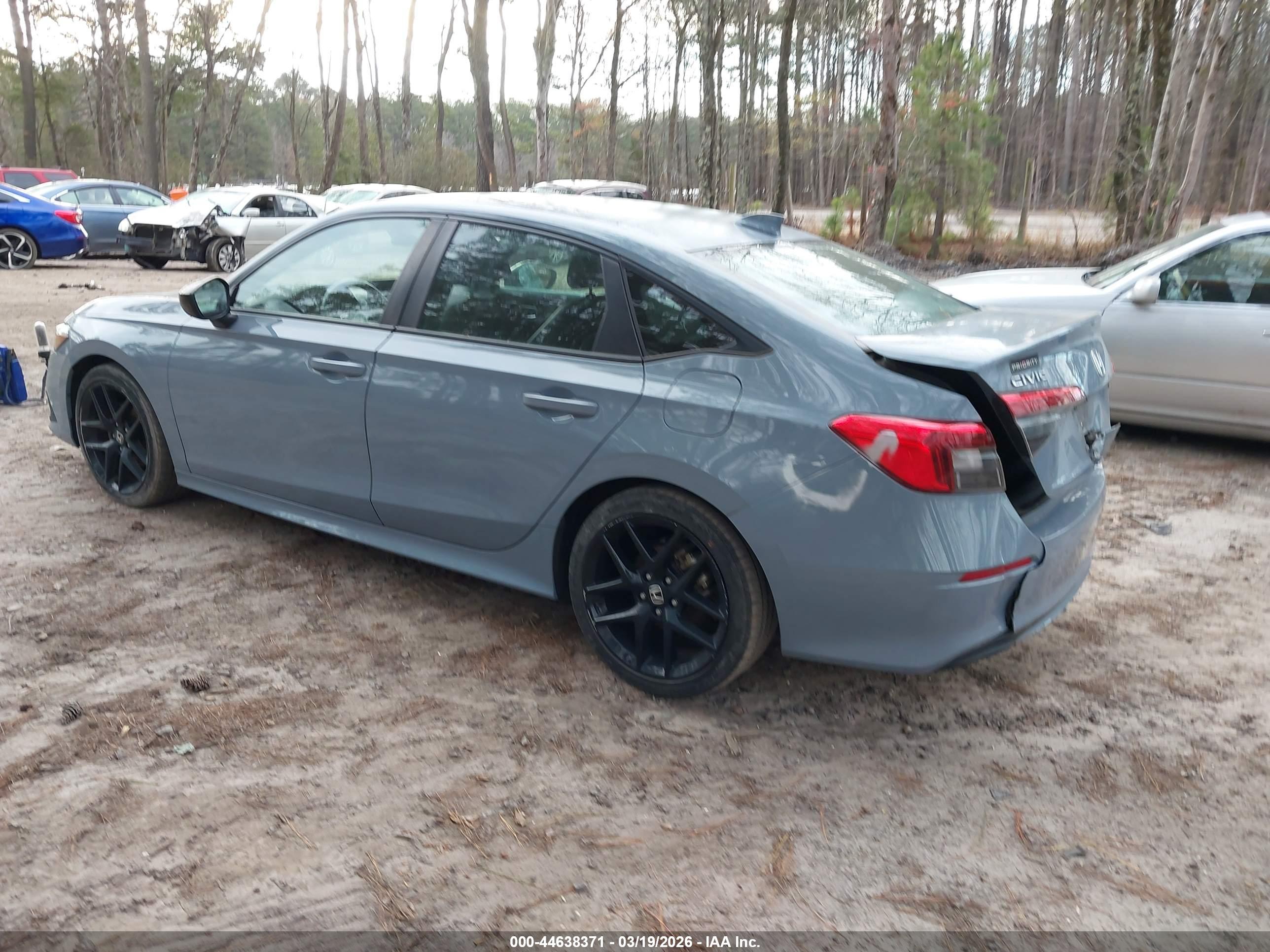 HONDA CIVIC image 3