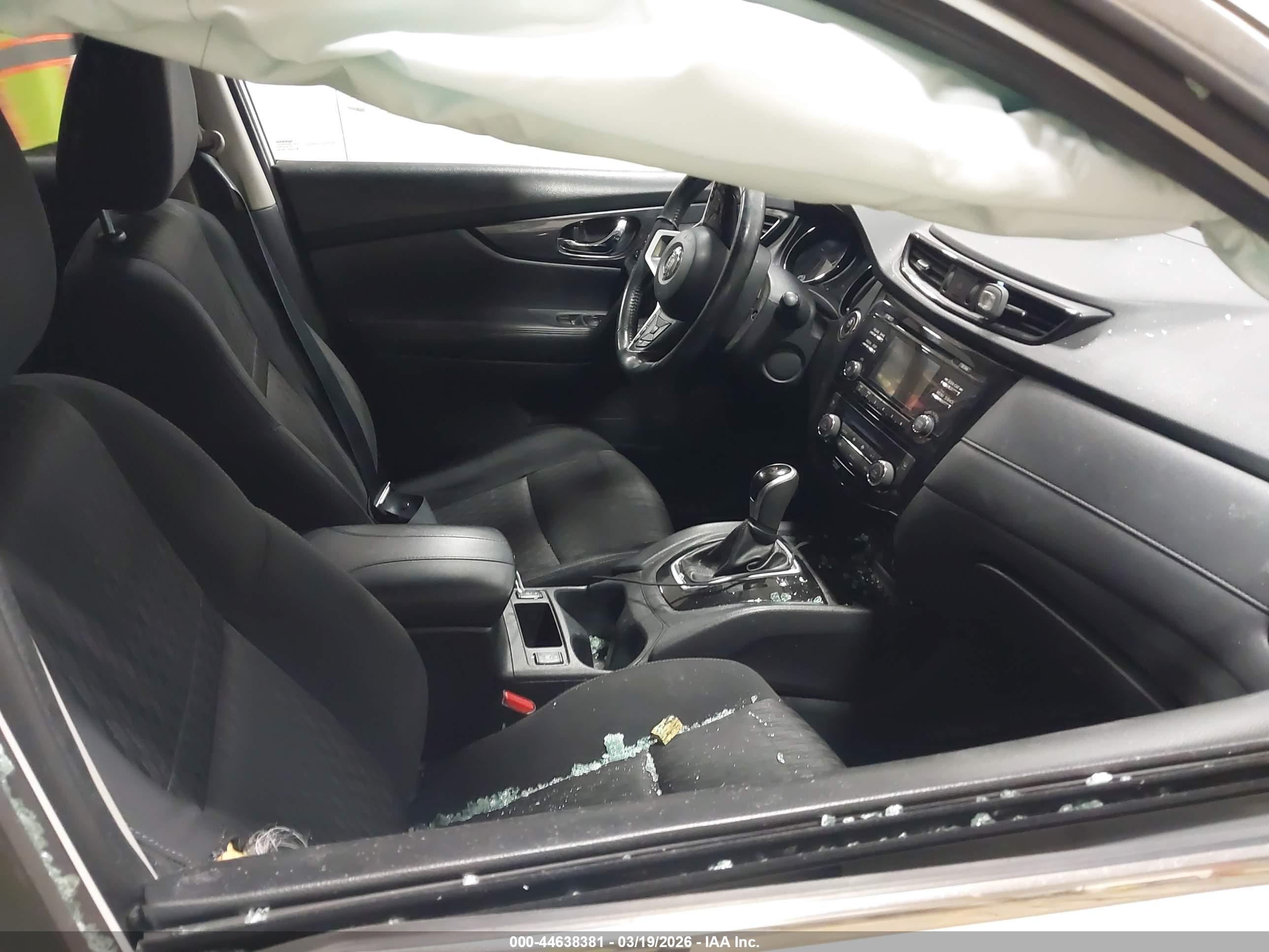 NISSAN ROGUE image 5