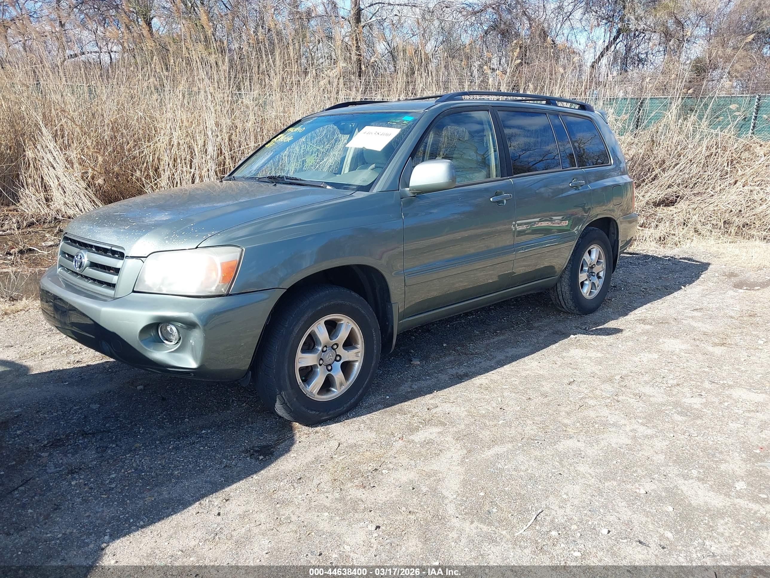 TOYOTA HIGHLANDER image 2