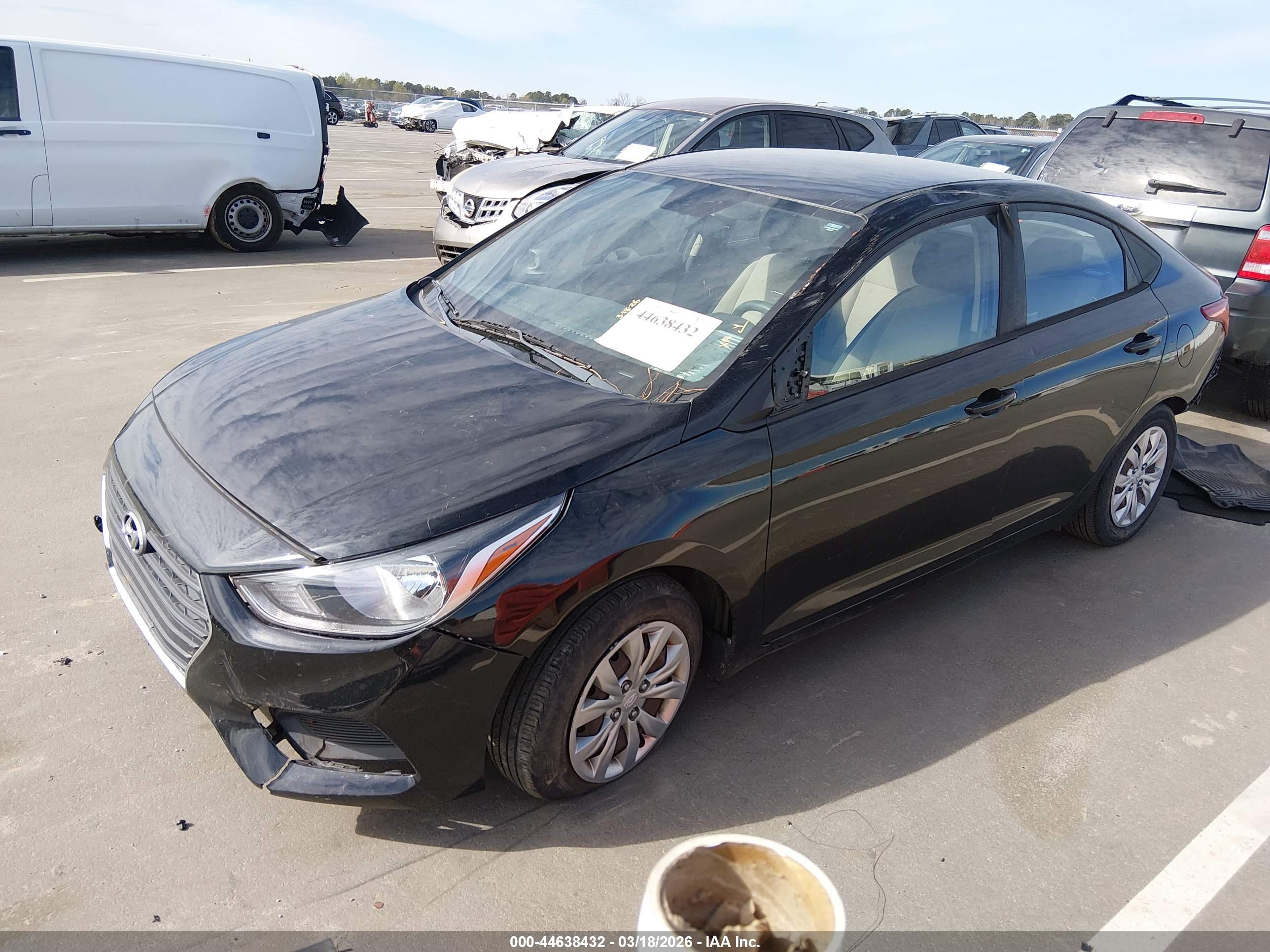 HYUNDAI ACCENT image 2