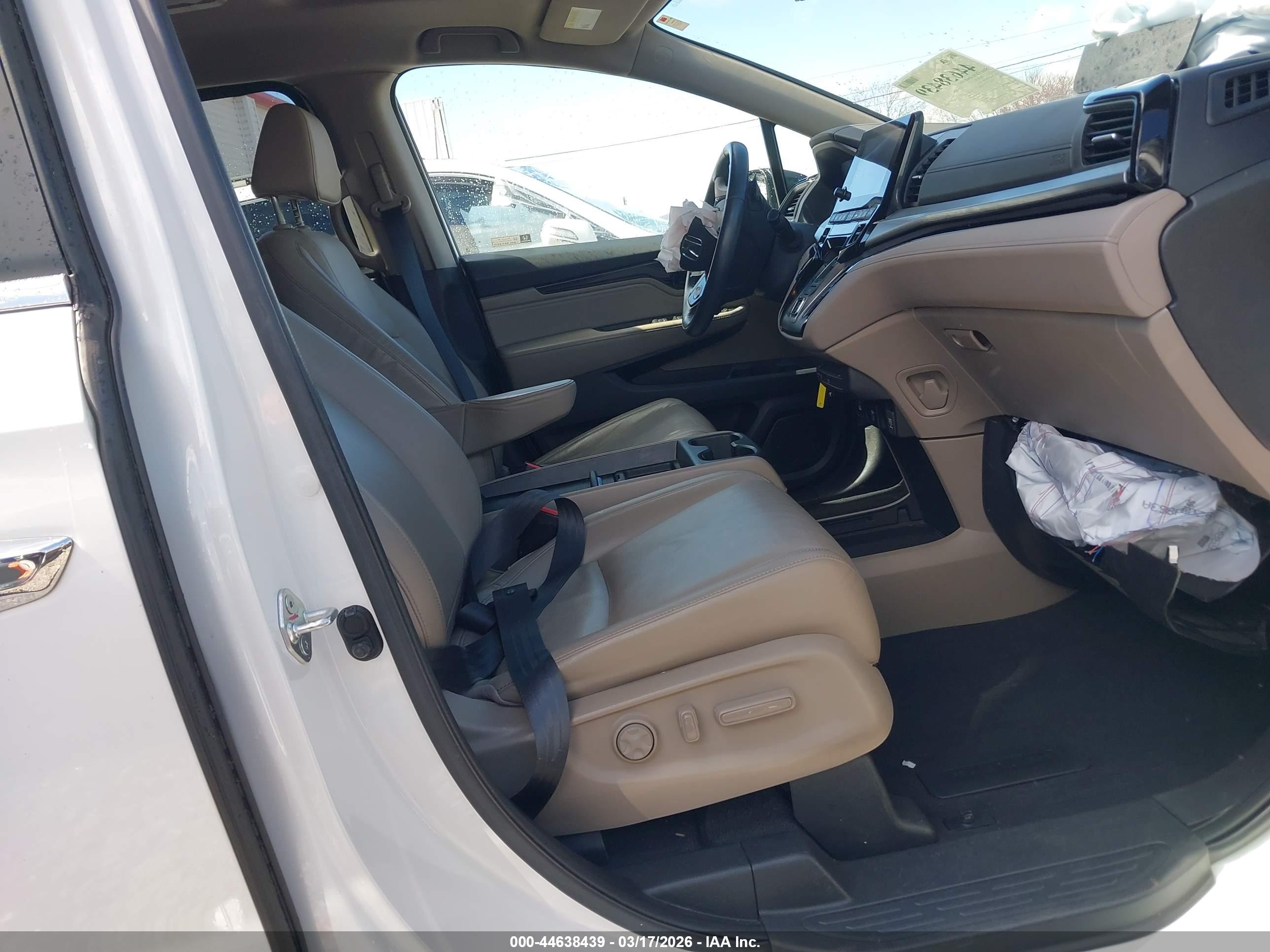 HONDA ODYSSEY image 5