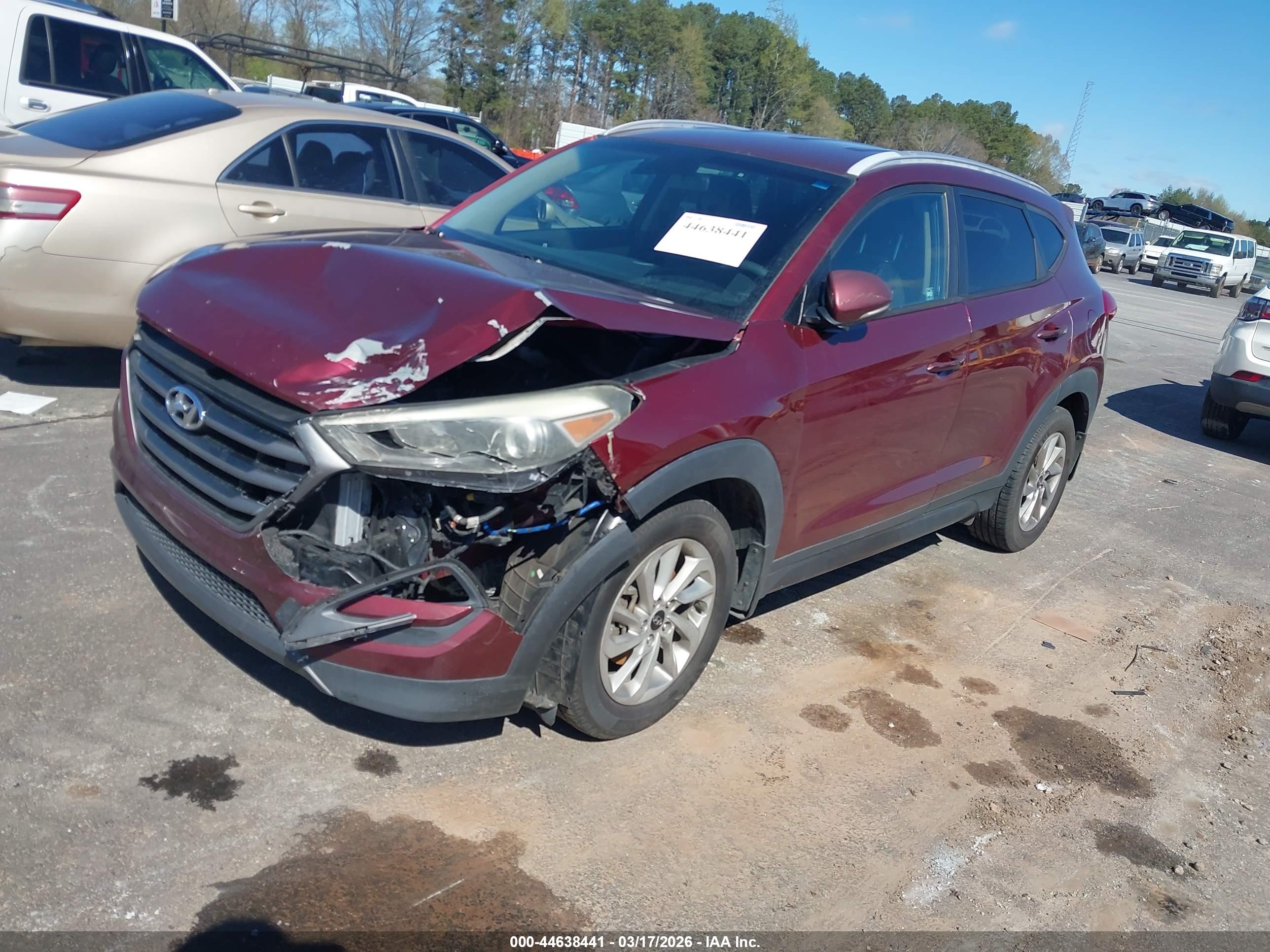 HYUNDAI TUCSON image 2