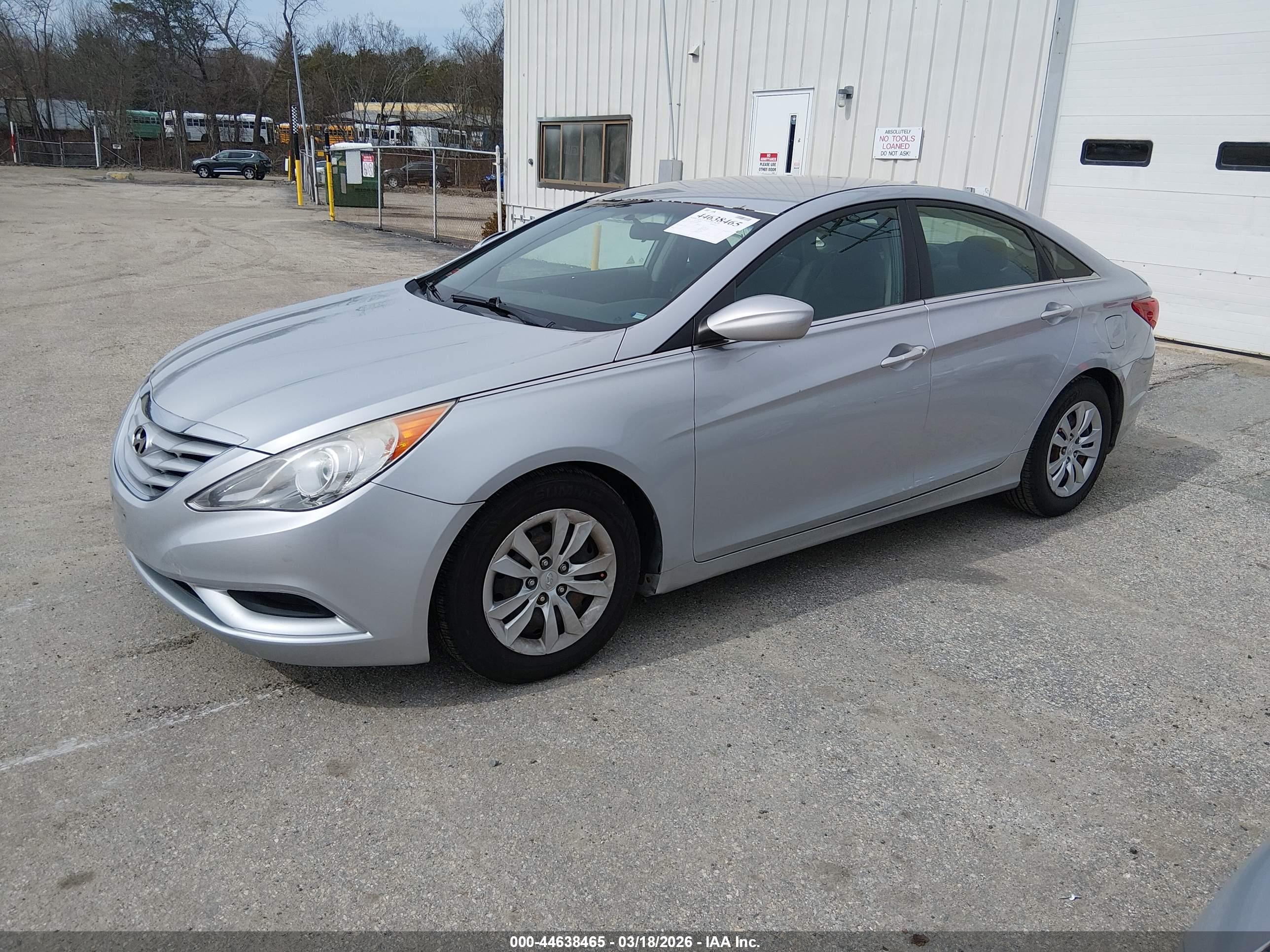 HYUNDAI SONATA image 2