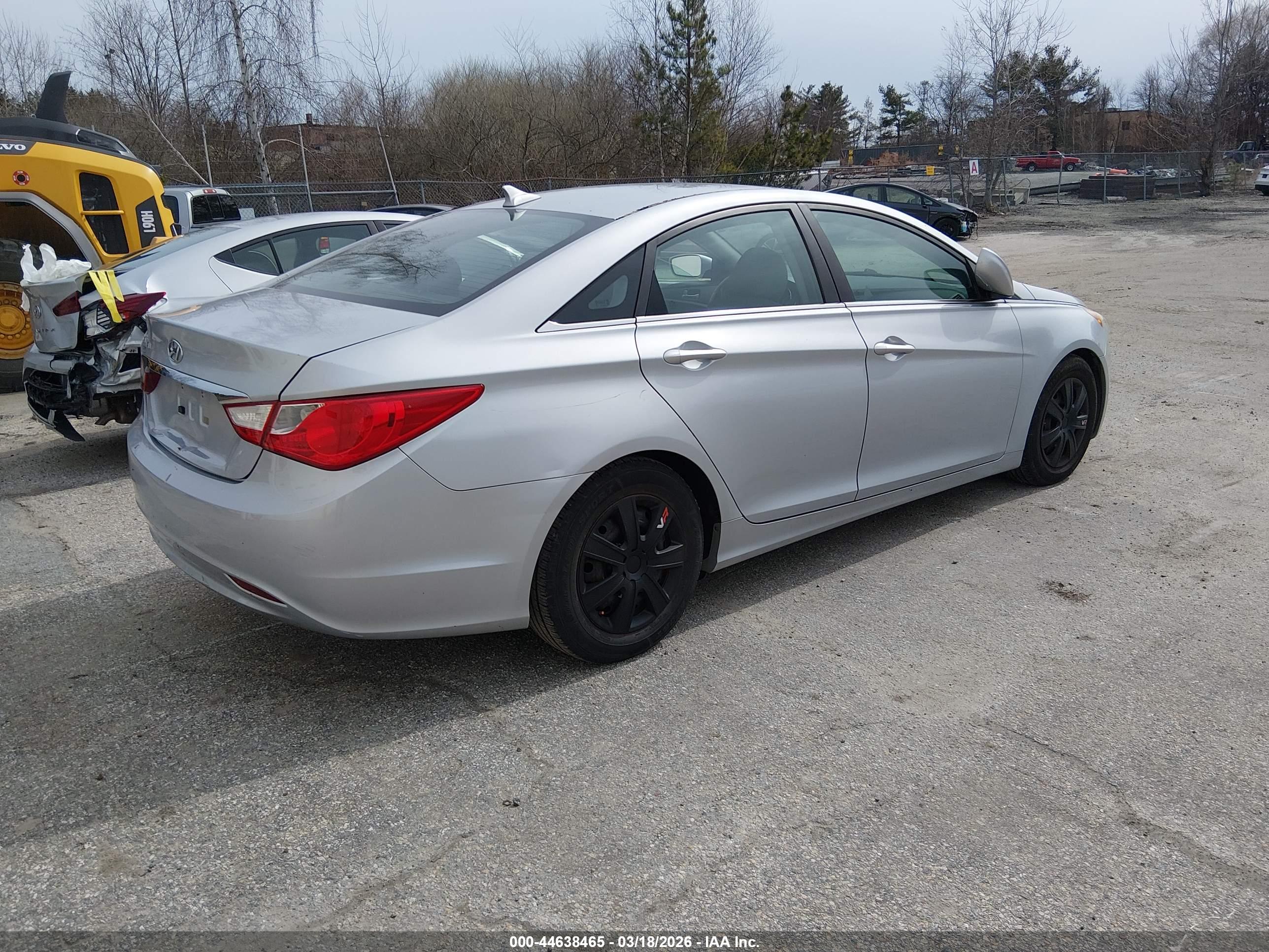 HYUNDAI SONATA image 4