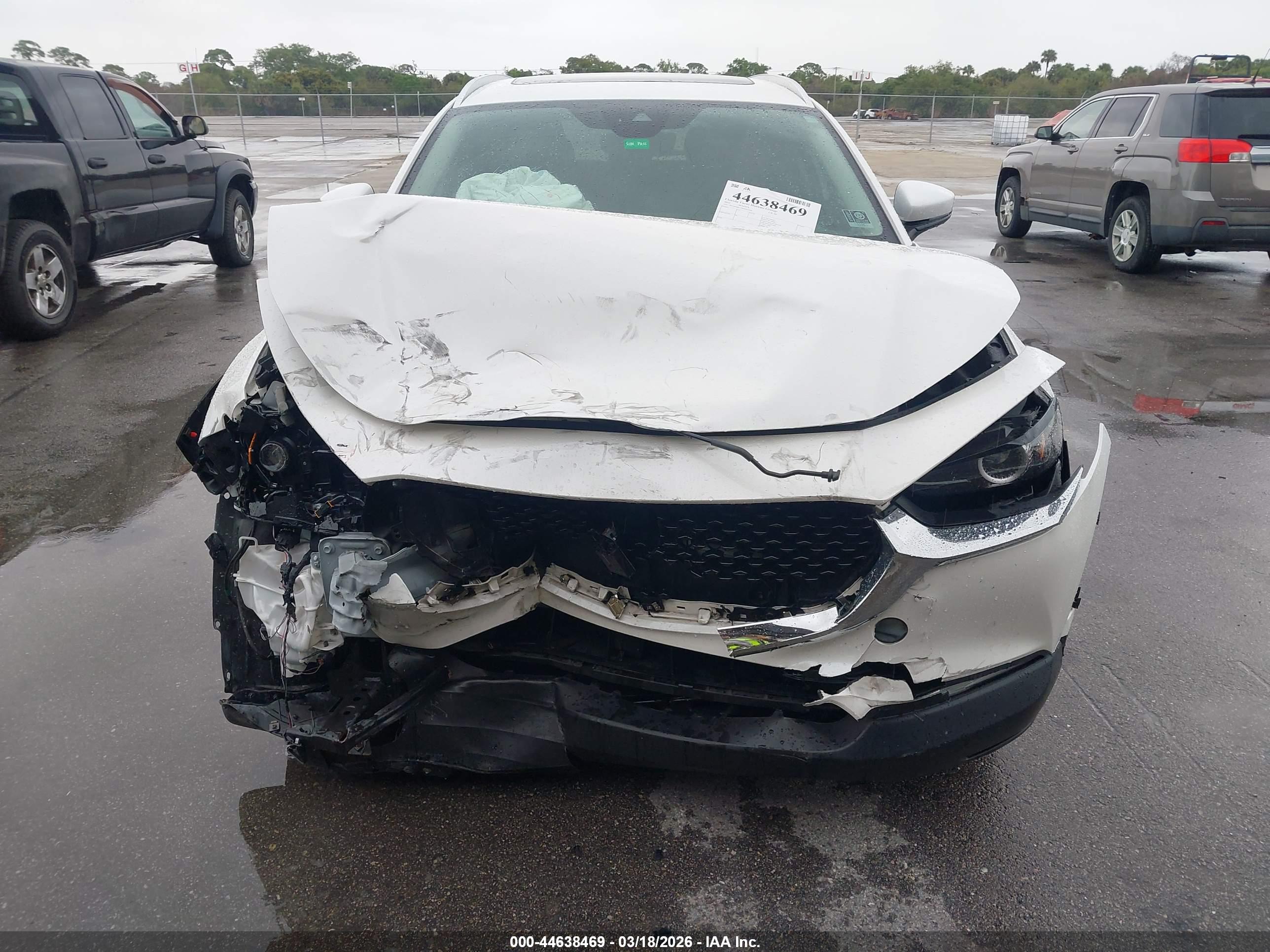 MAZDA CX-30 image 6