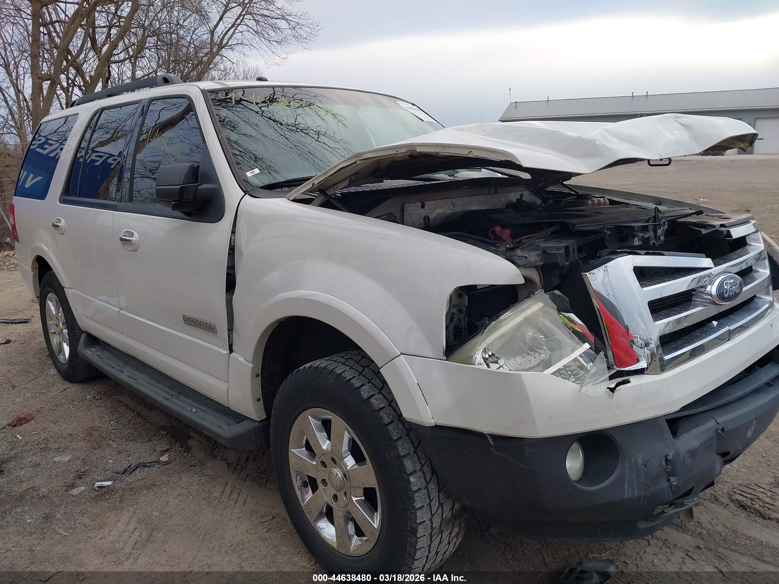 FORD EXPEDITION image 6
