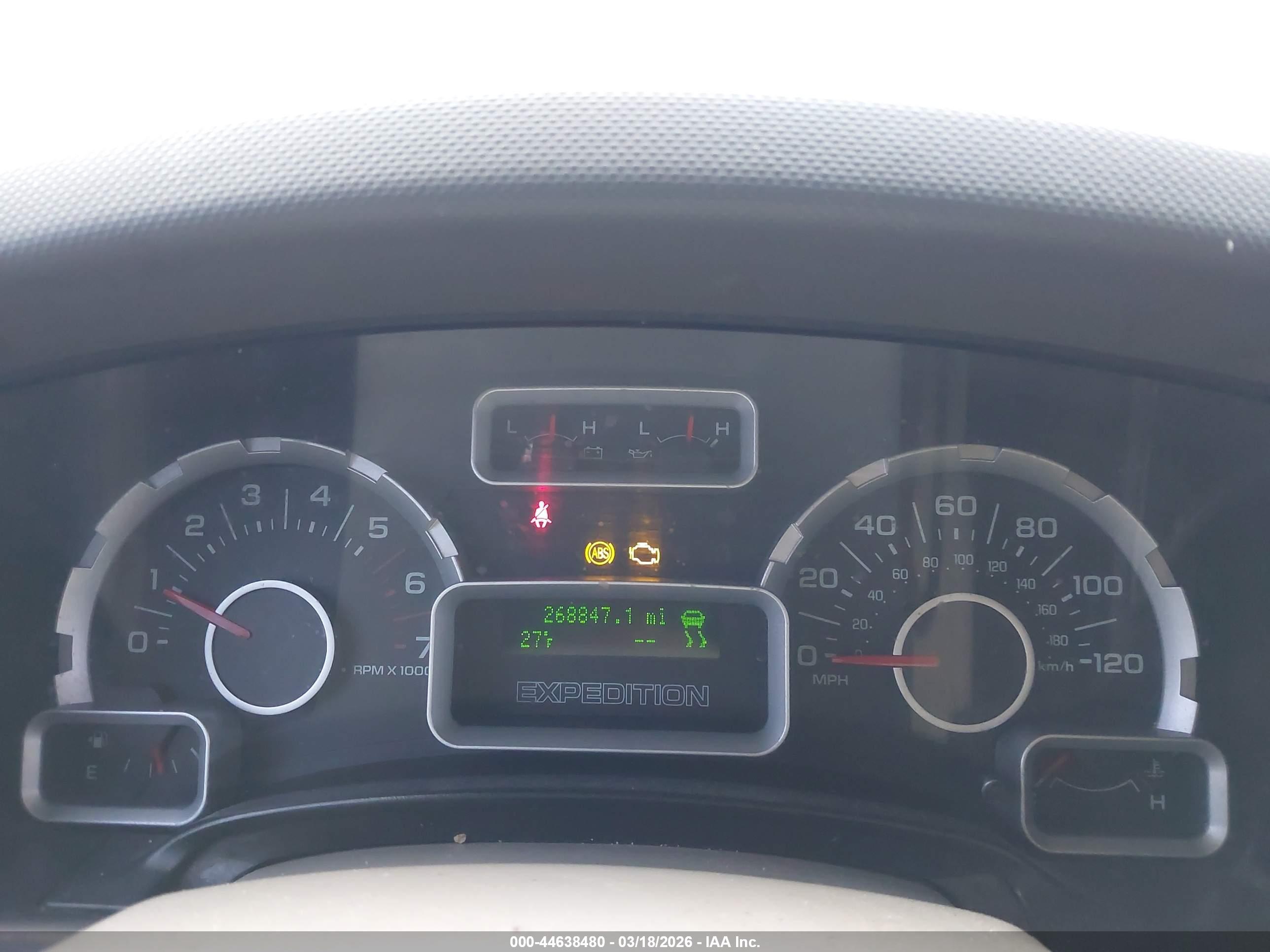FORD EXPEDITION image 7