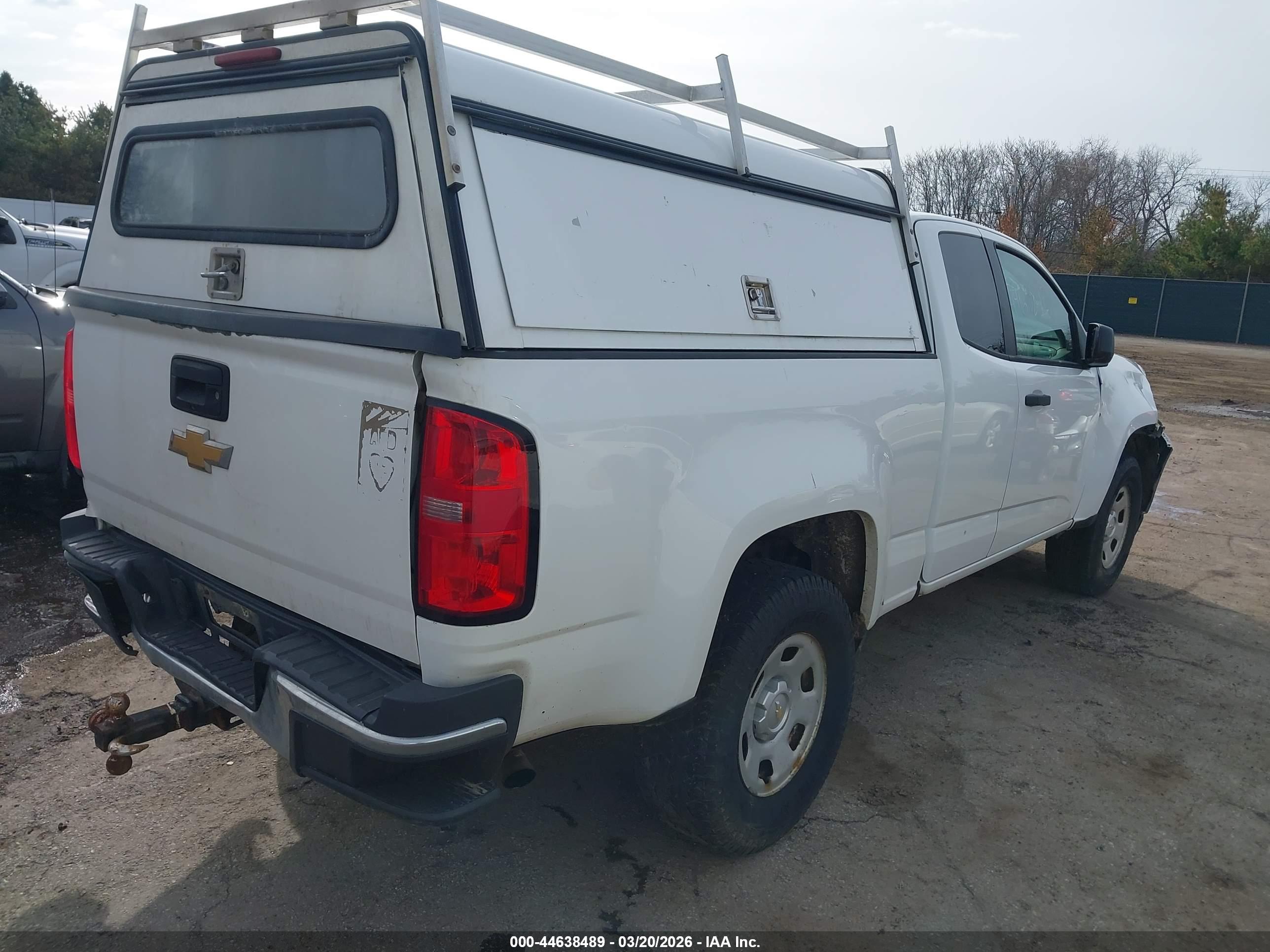 CHEVROLET COLORADO image 4