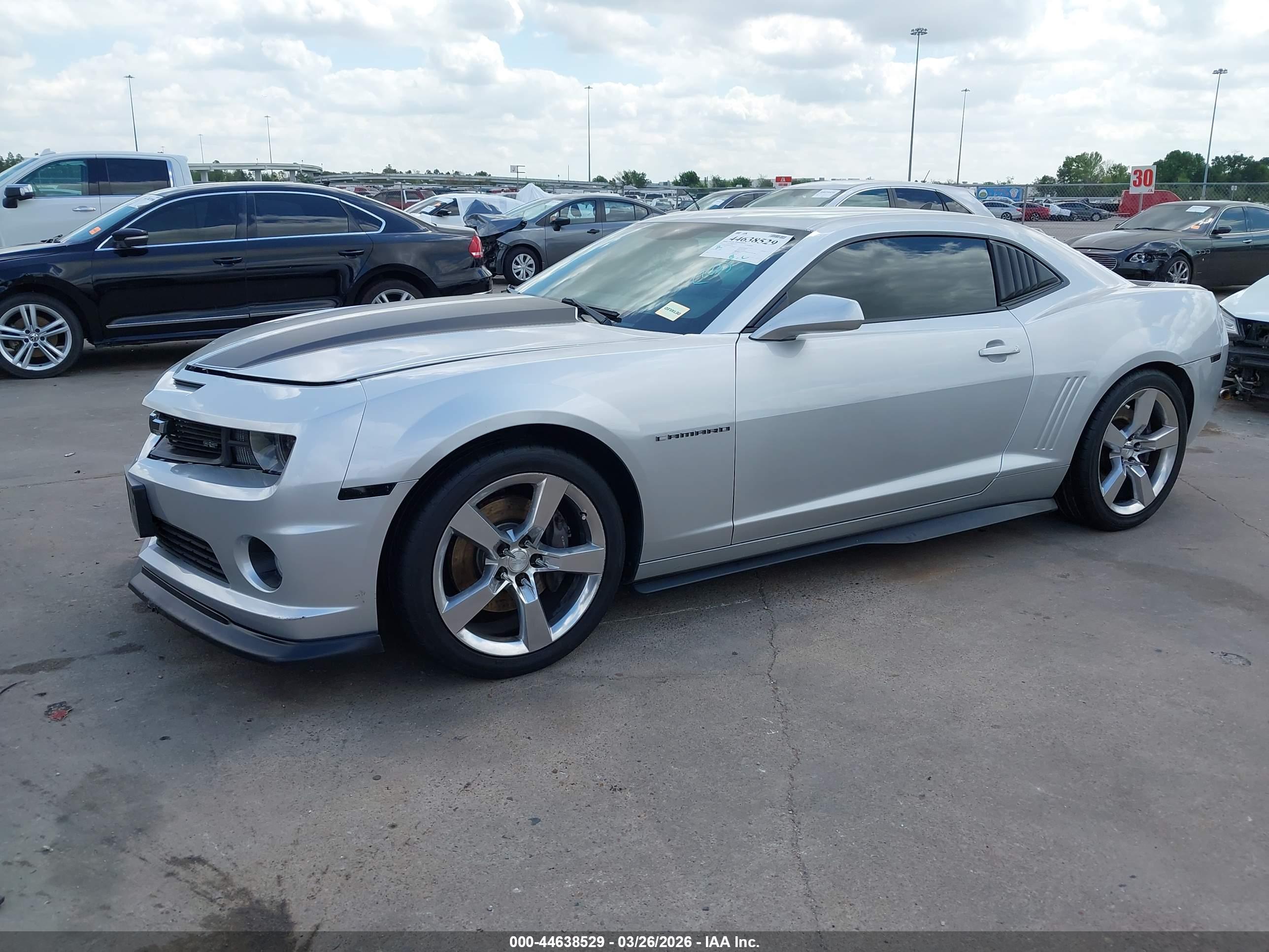 CHEVROLET CAMARO image 2
