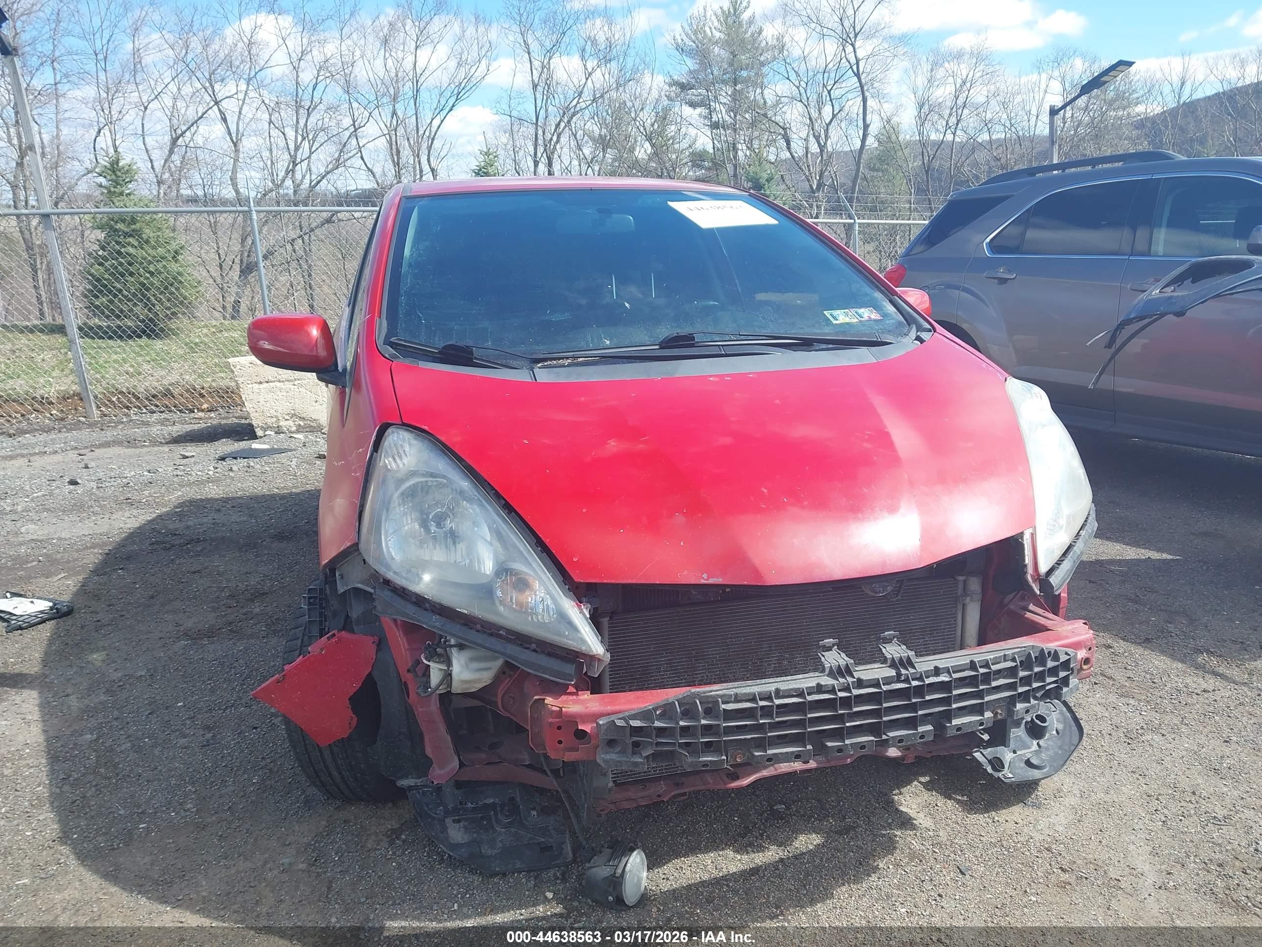 HONDA FIT image 6