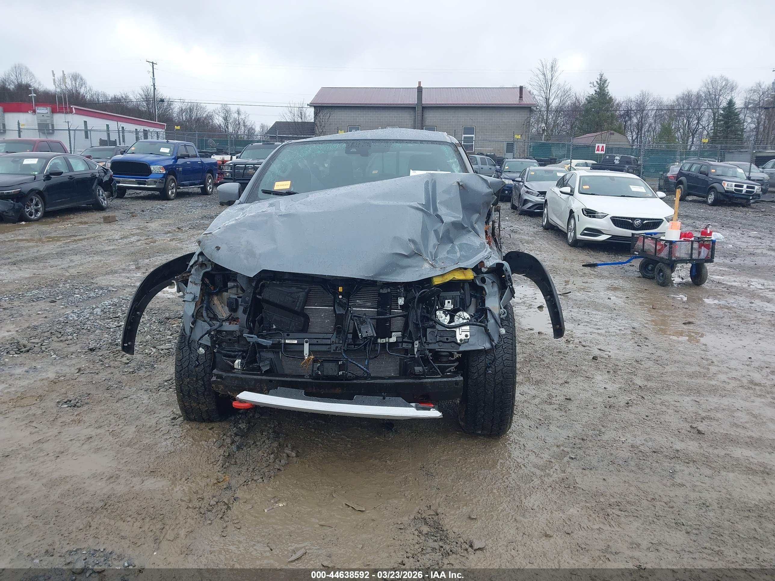 NISSAN FRONTIER image 6