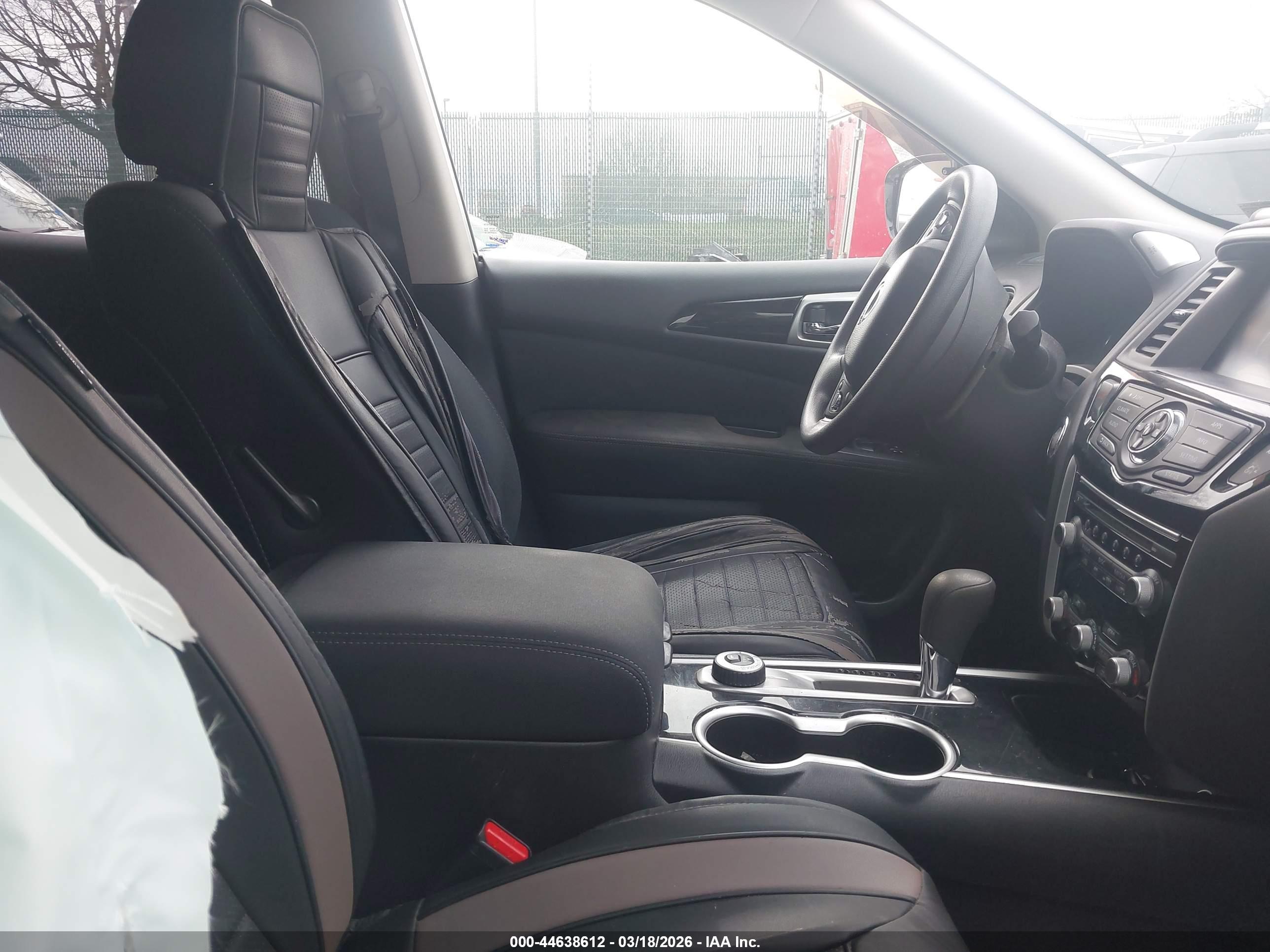 NISSAN PATHFINDER image 5