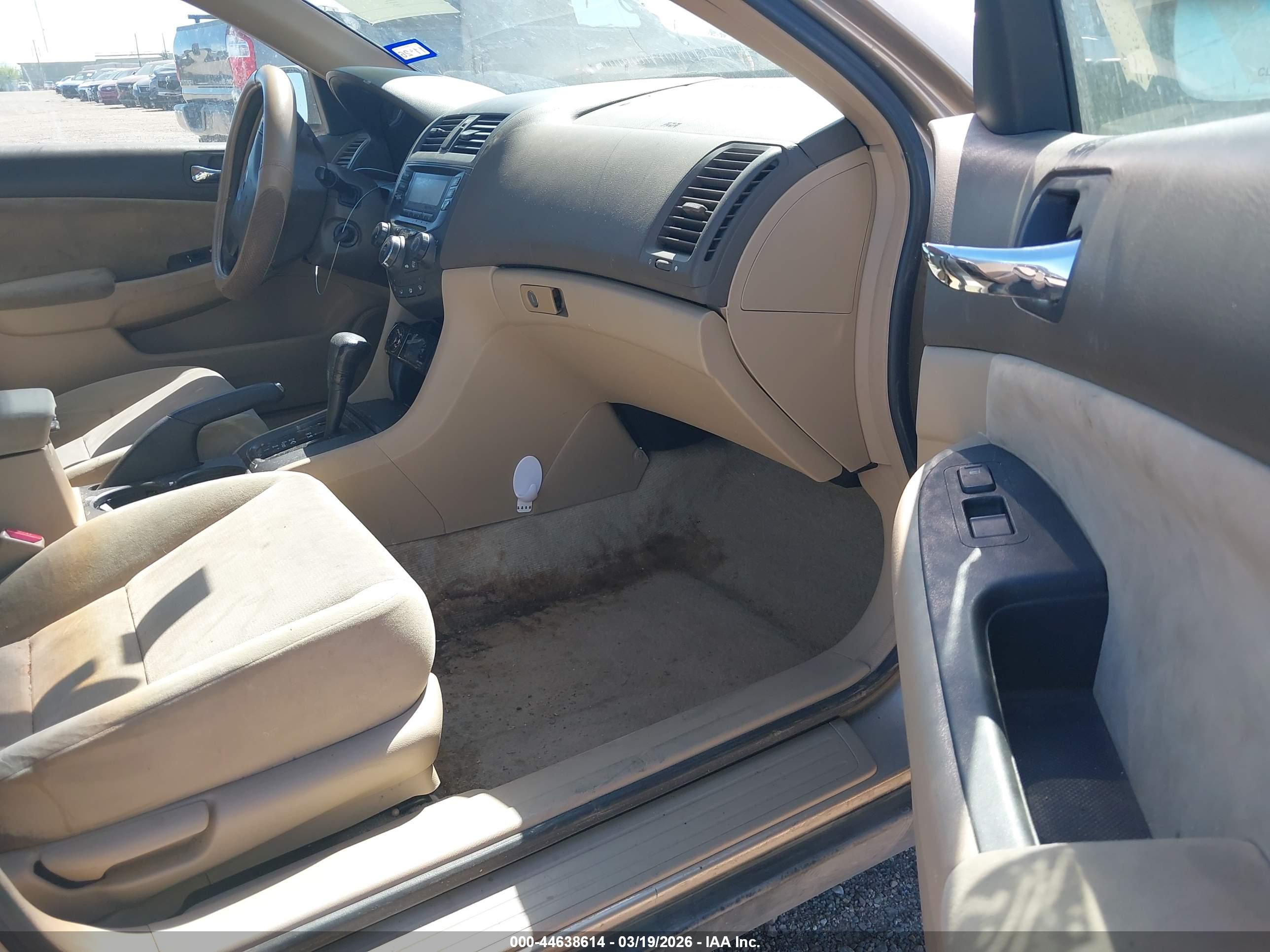 HONDA ACCORD image 5