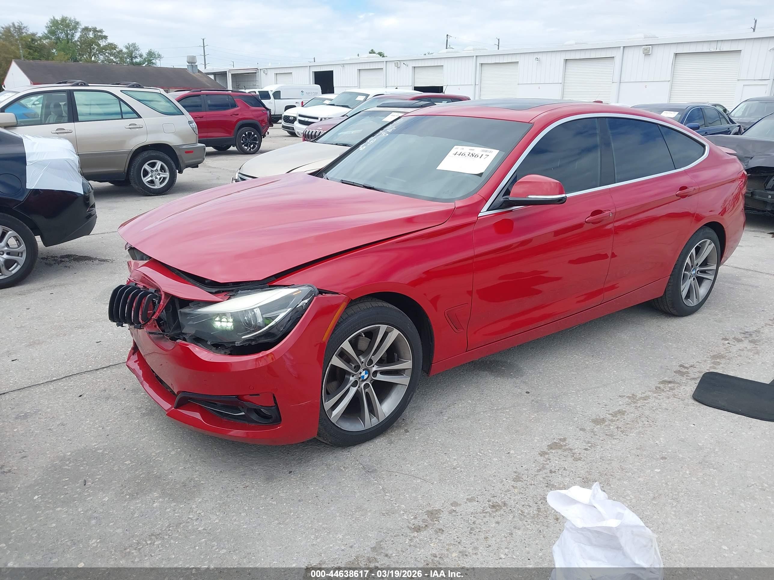 BMW 330I image 2