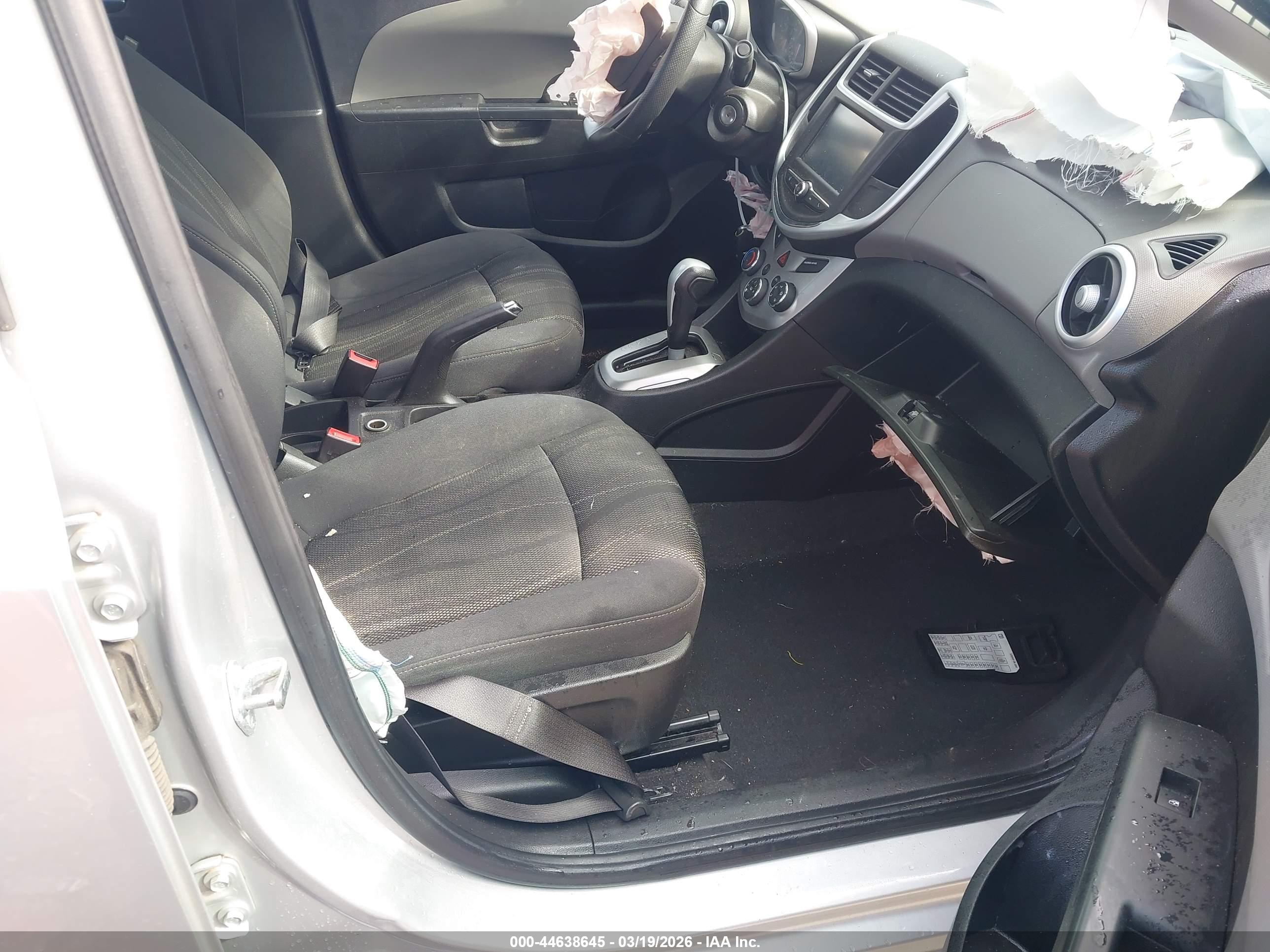 CHEVROLET SONIC image 5