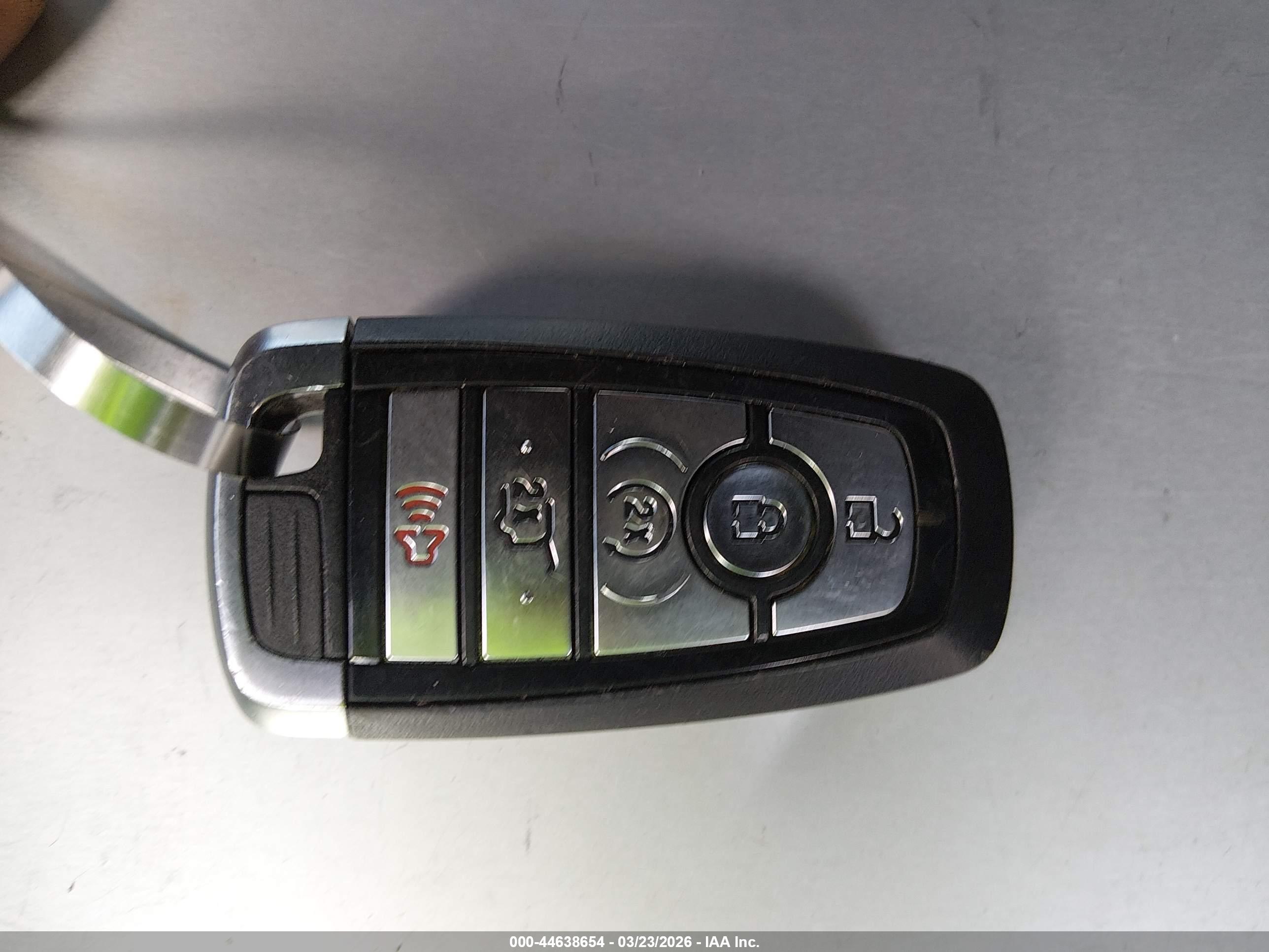 FORD EXPLORER image 11