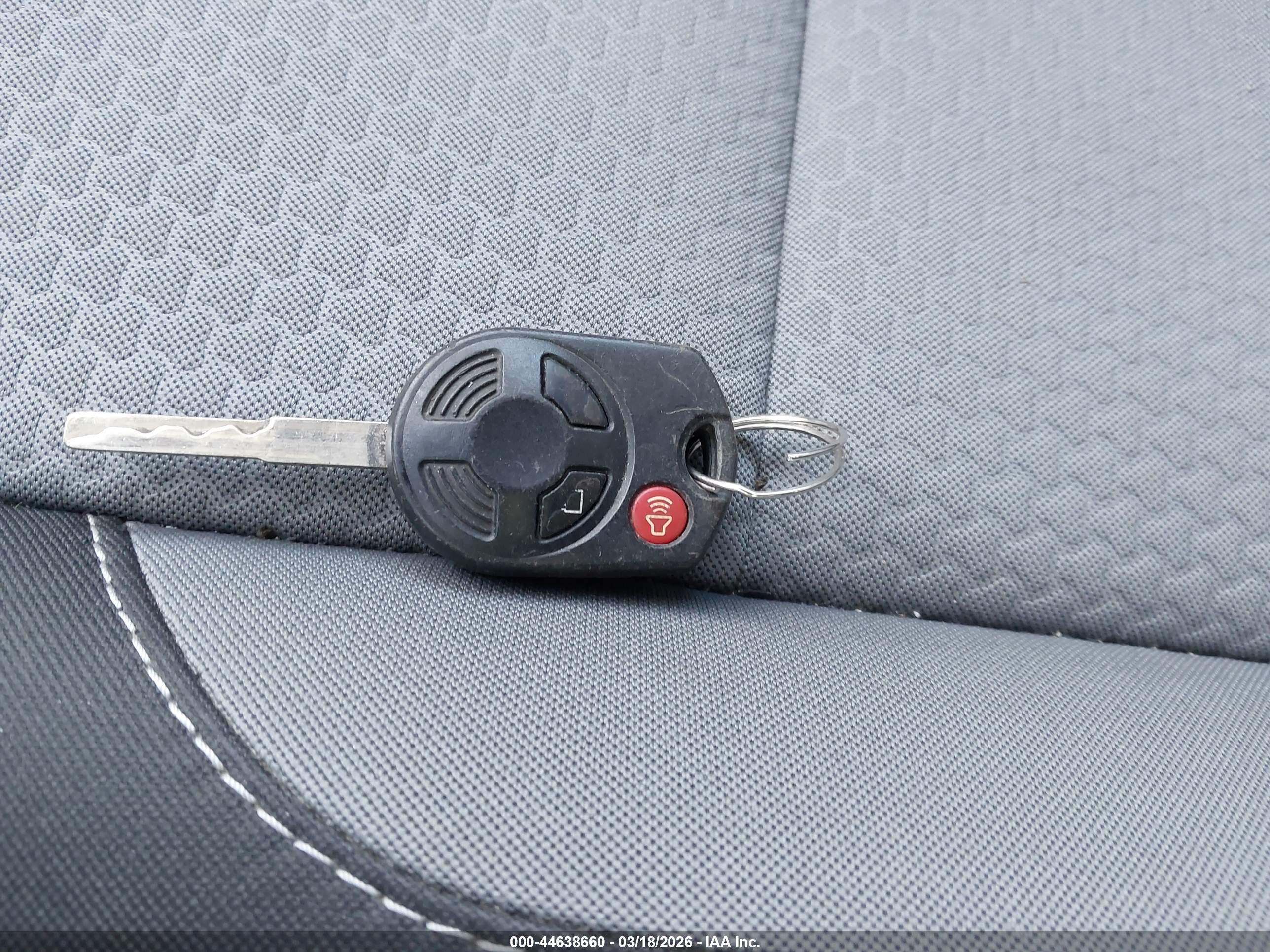 FORD ESCAPE image 11