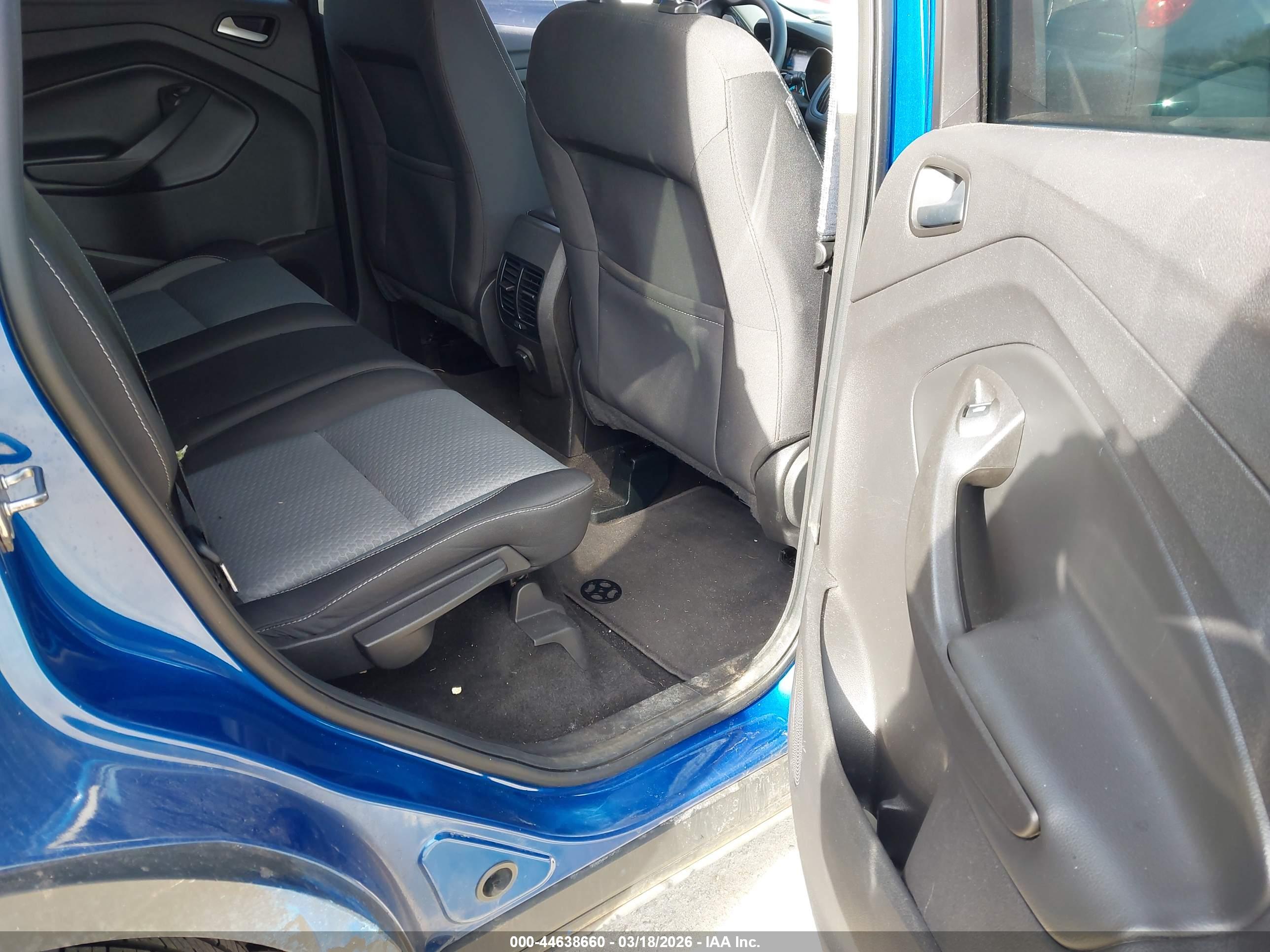 FORD ESCAPE image 8