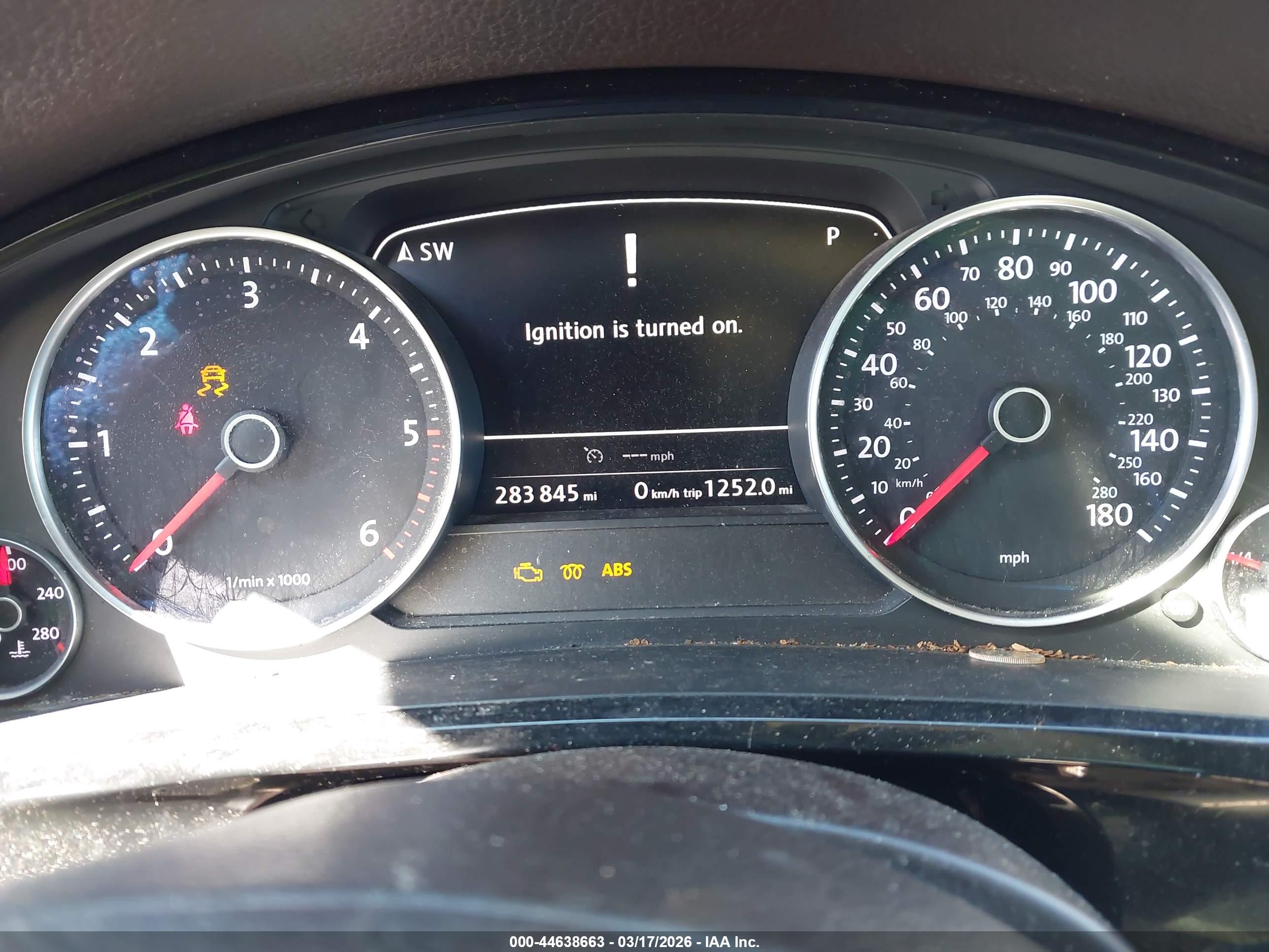 VOLKSWAGEN TOUAREG image 7