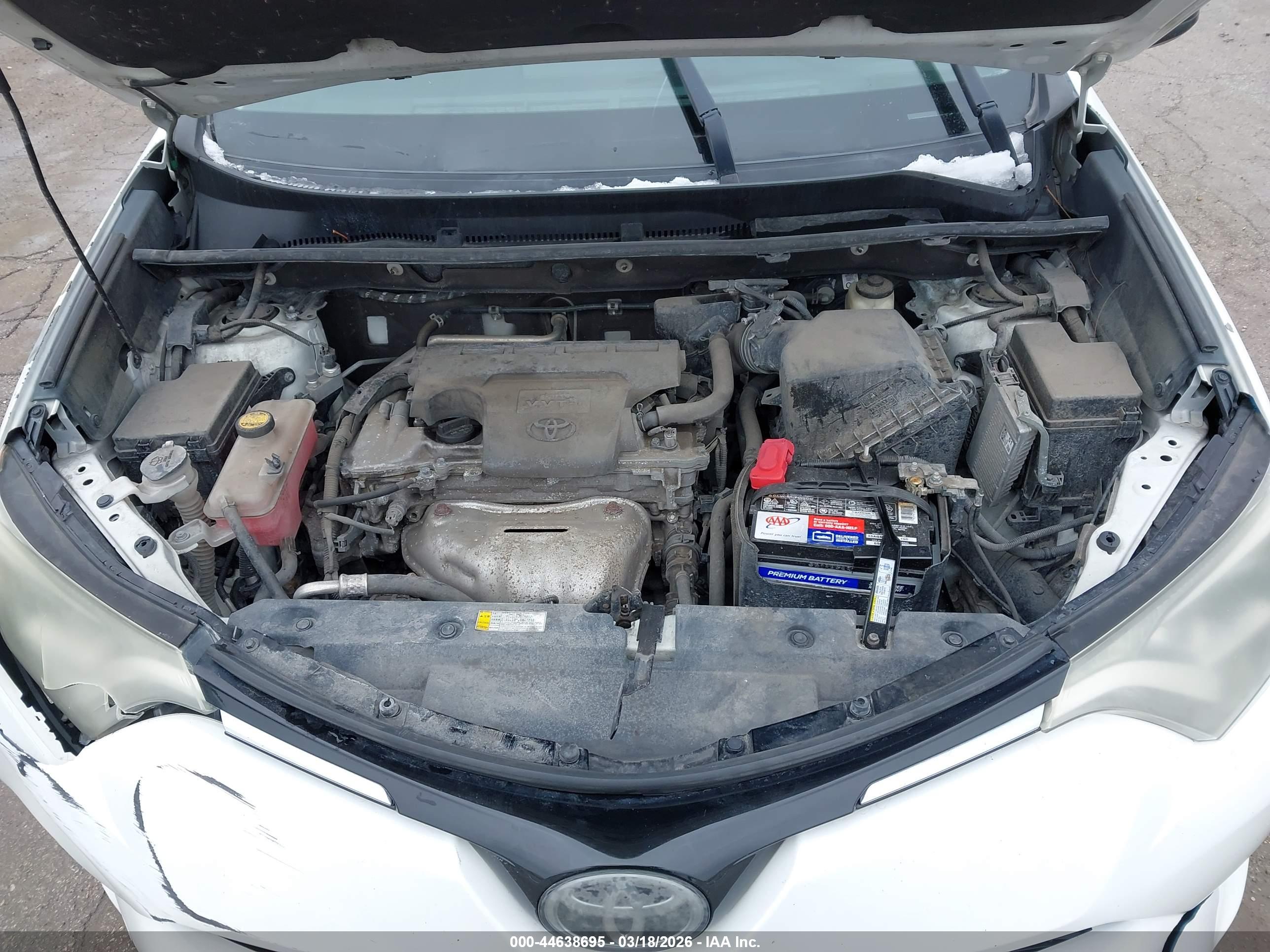 TOYOTA RAV4 image 10