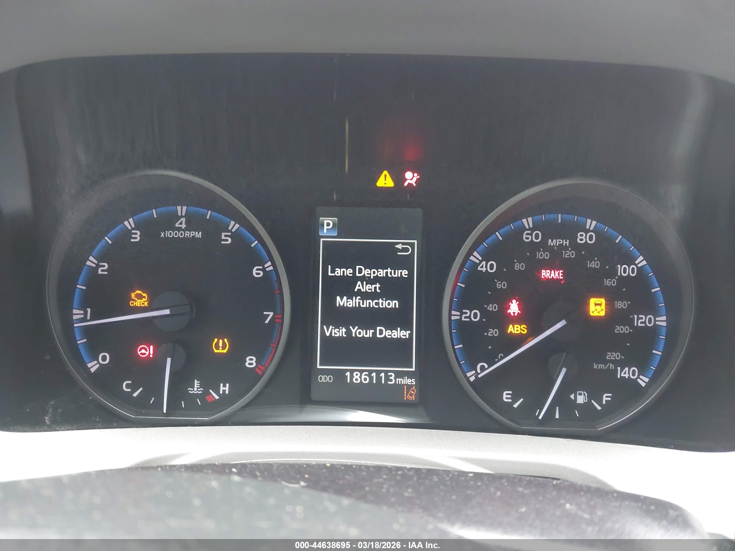 TOYOTA RAV4 image 7
