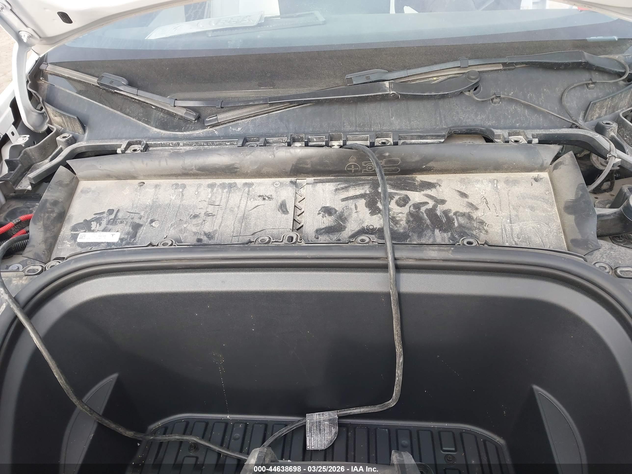 TESLA MODEL image 10