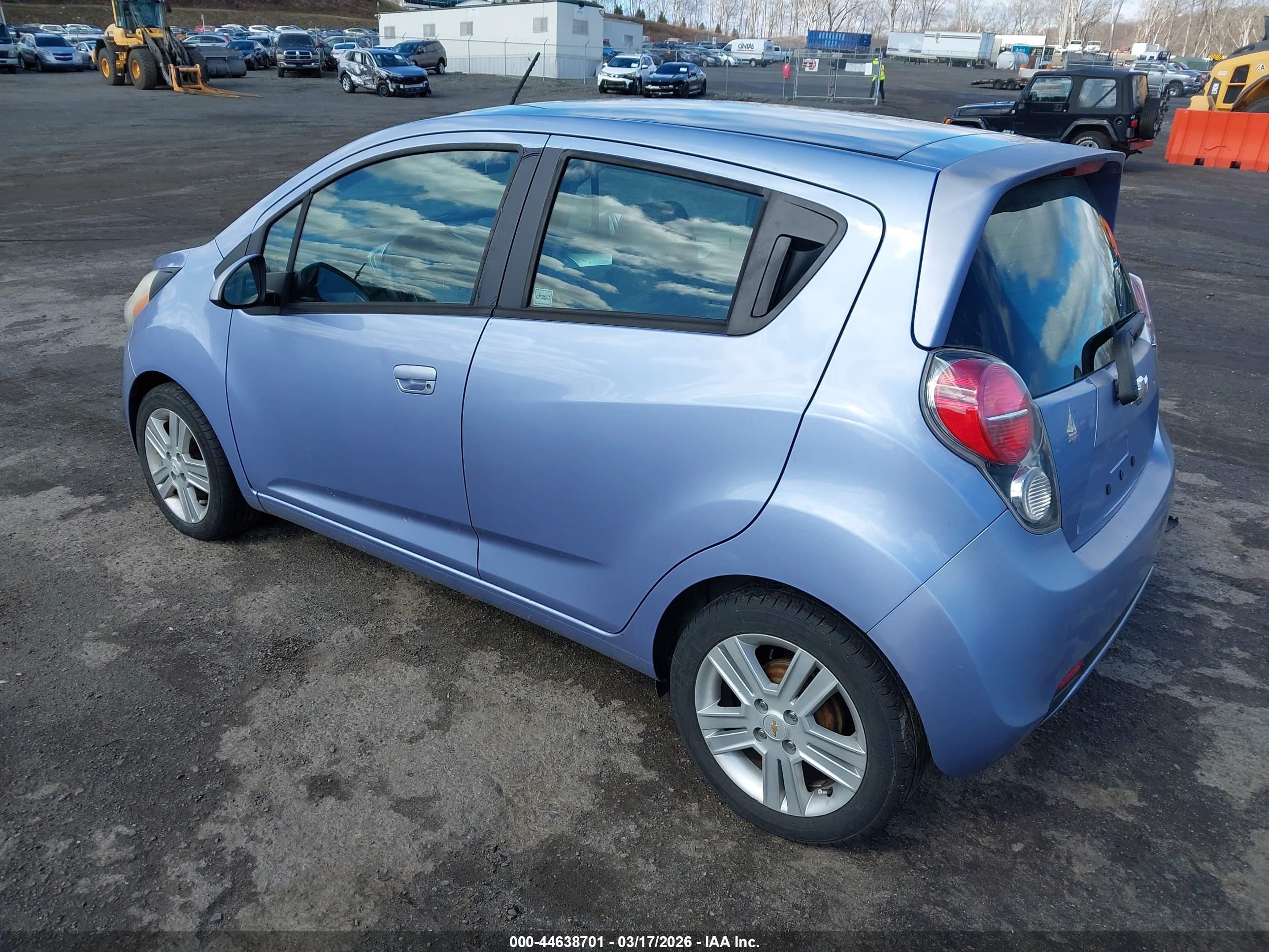 CHEVROLET SPARK image 3