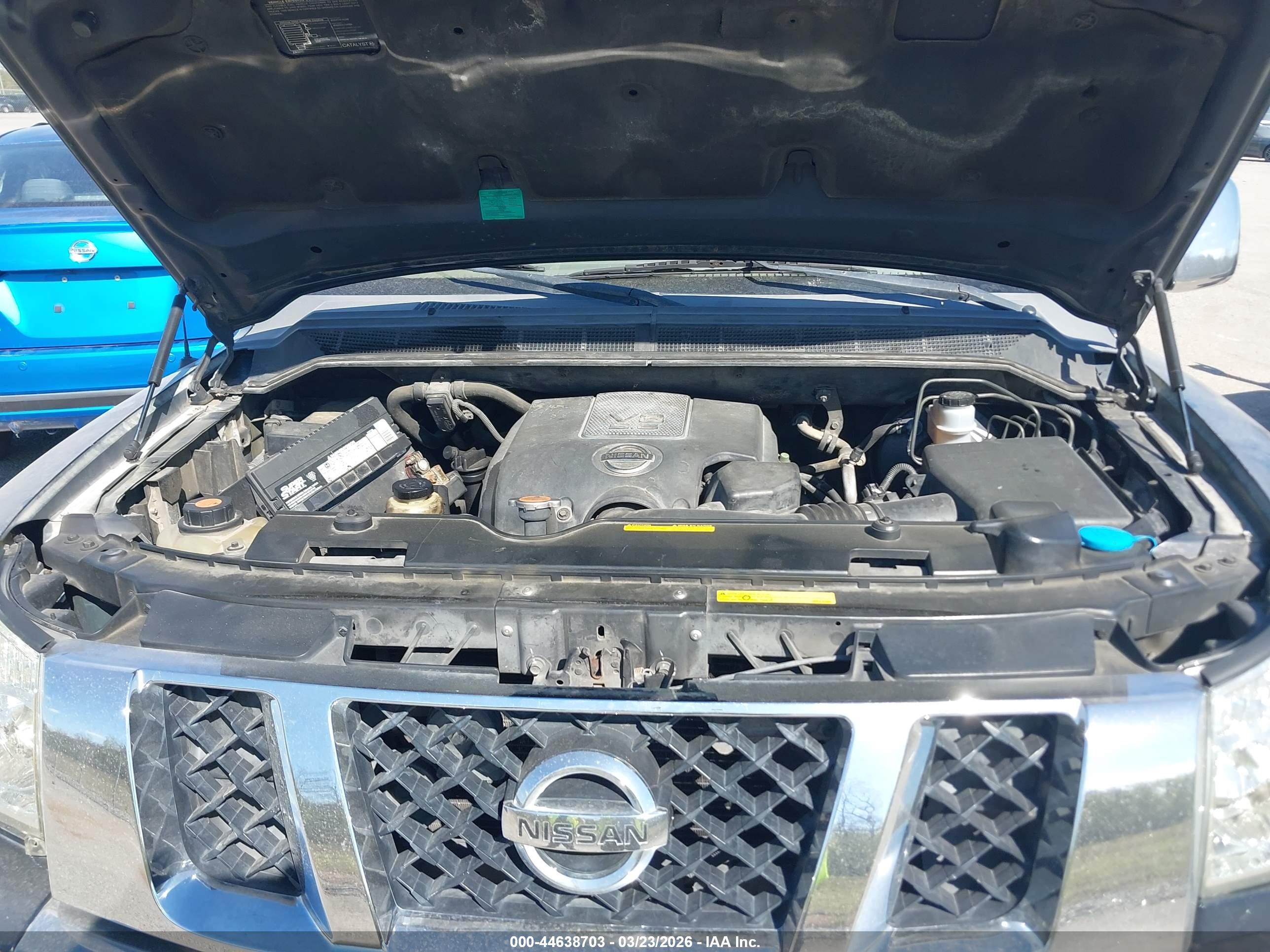 NISSAN TITAN image 10