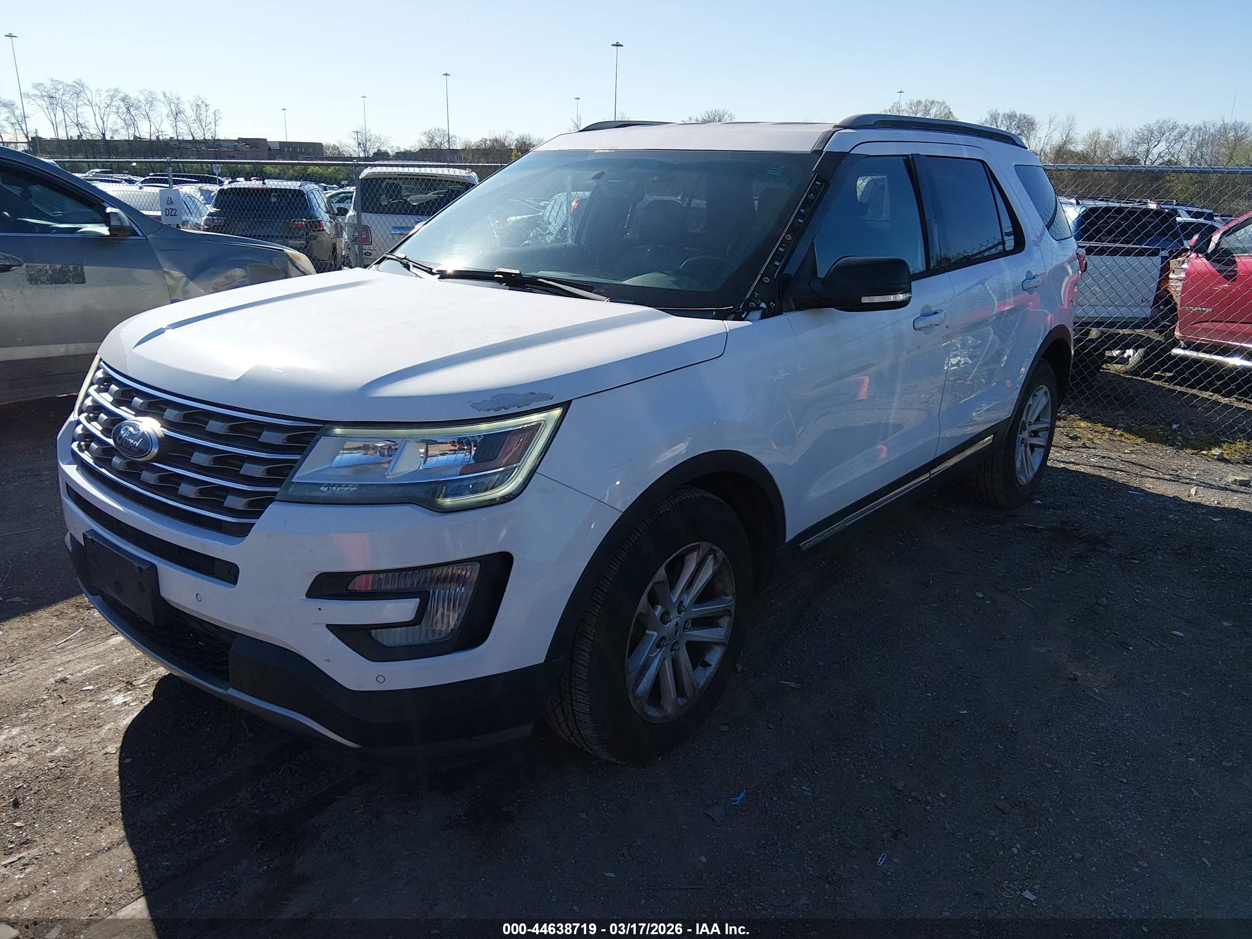 FORD EXPLORER image 2