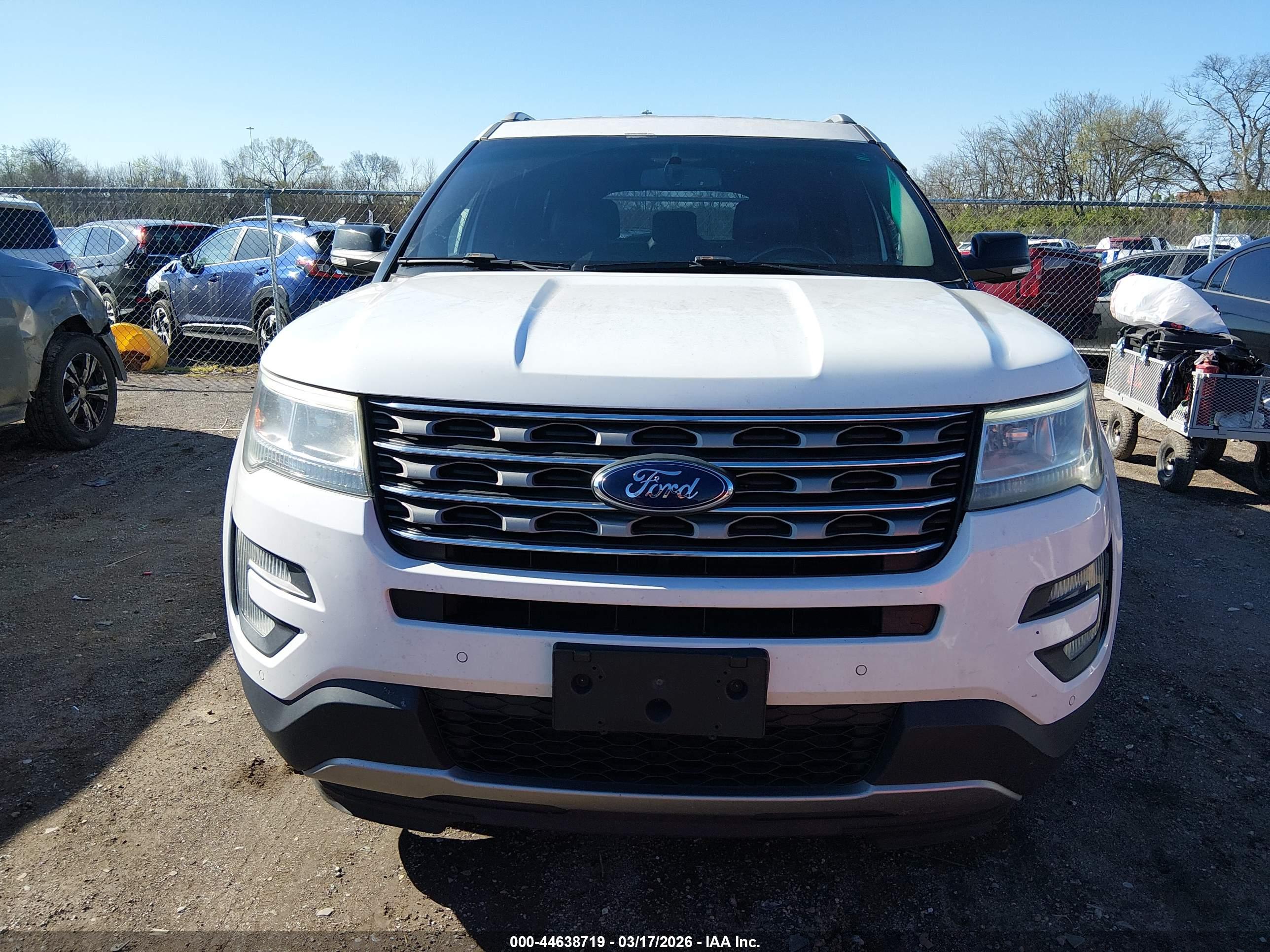 FORD EXPLORER image 6