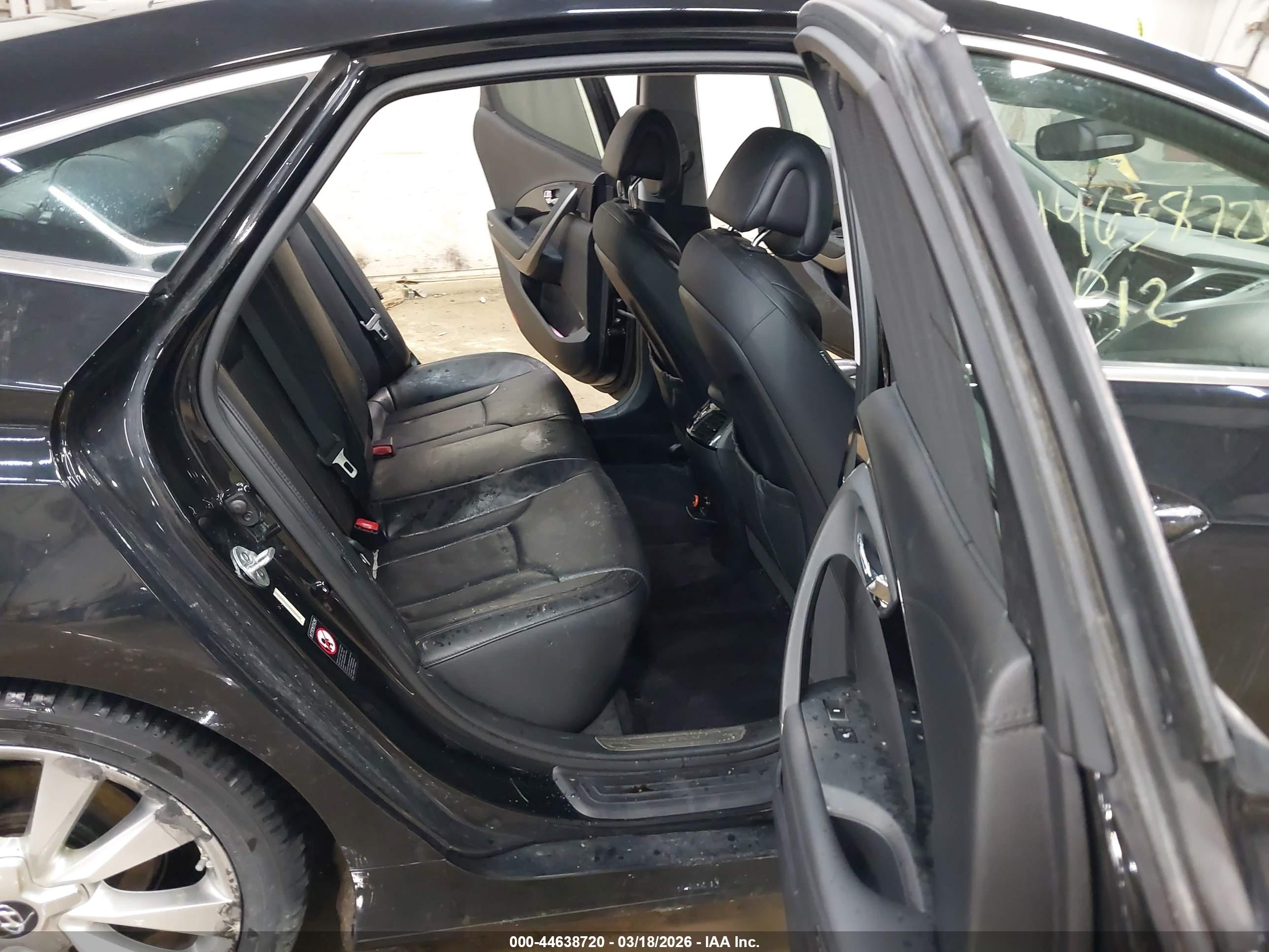 HYUNDAI AZERA image 8