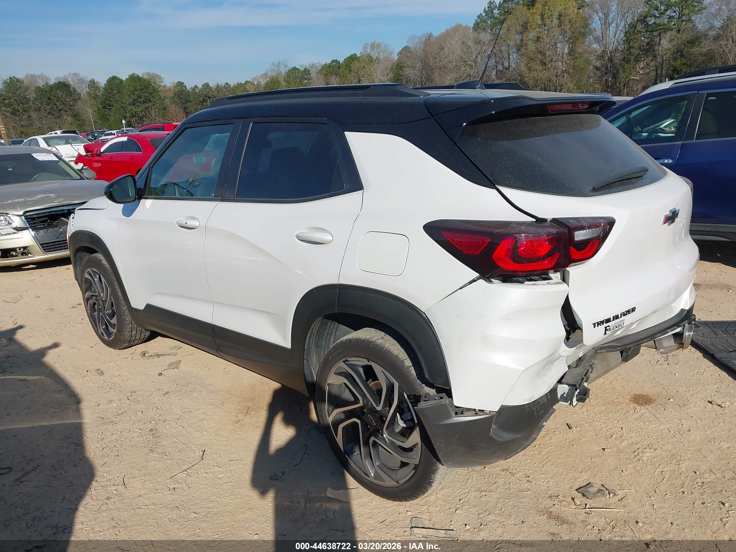 CHEVROLET TRAILBLAZER image 3