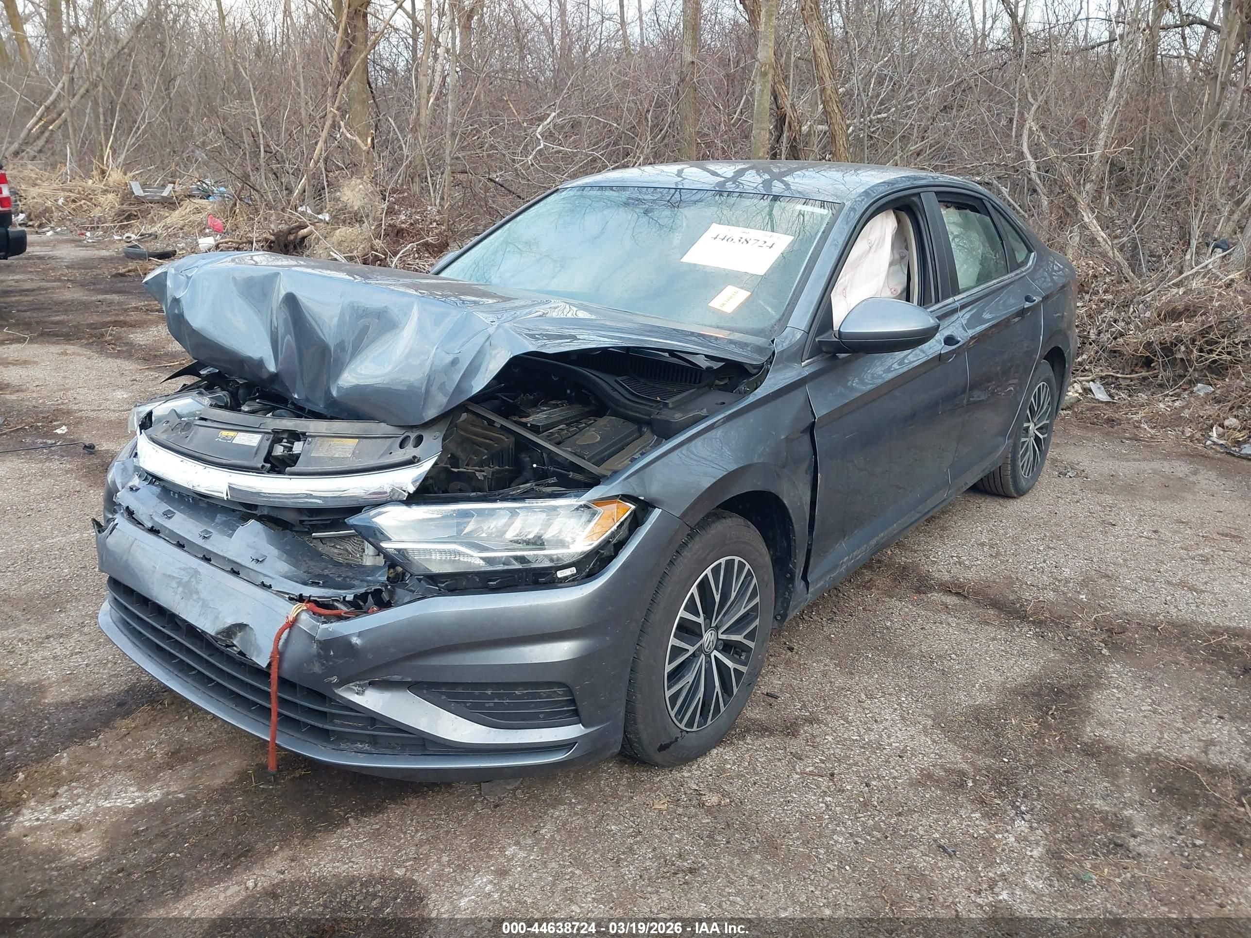 VOLKSWAGEN JETTA image 2