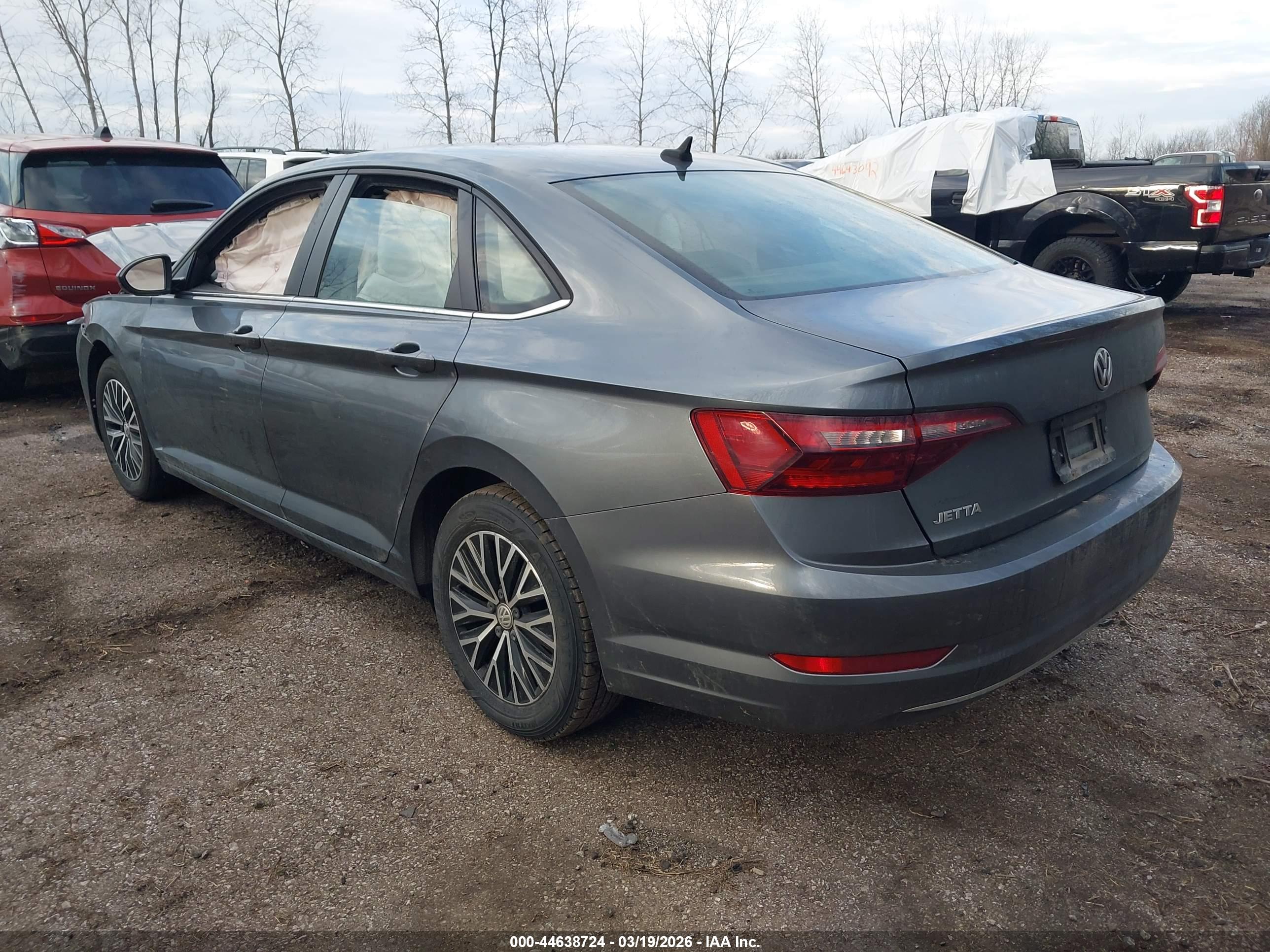 VOLKSWAGEN JETTA image 3