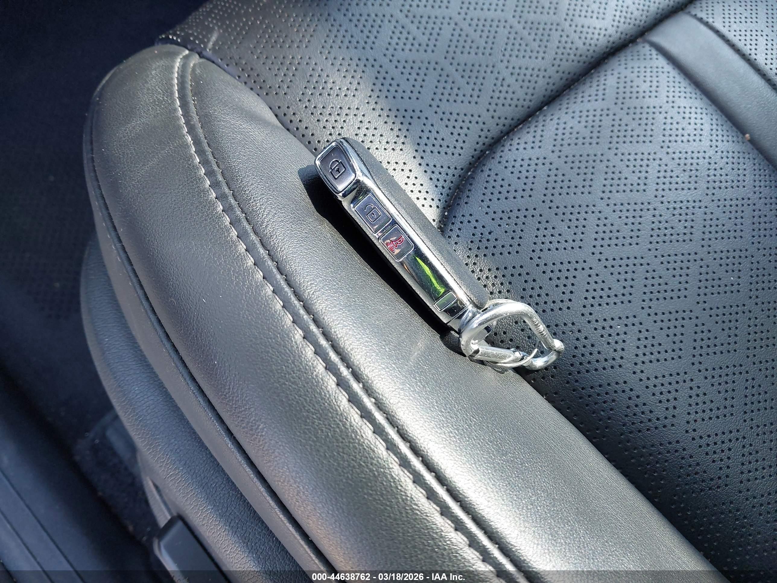 KIA SORENTO image 11