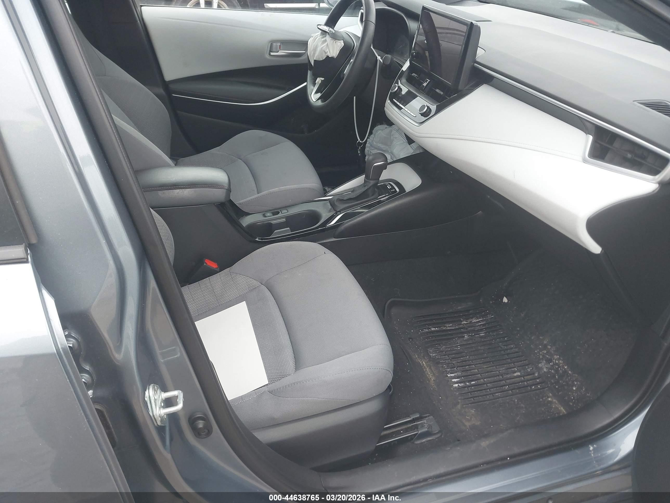 TOYOTA COROLLA image 5