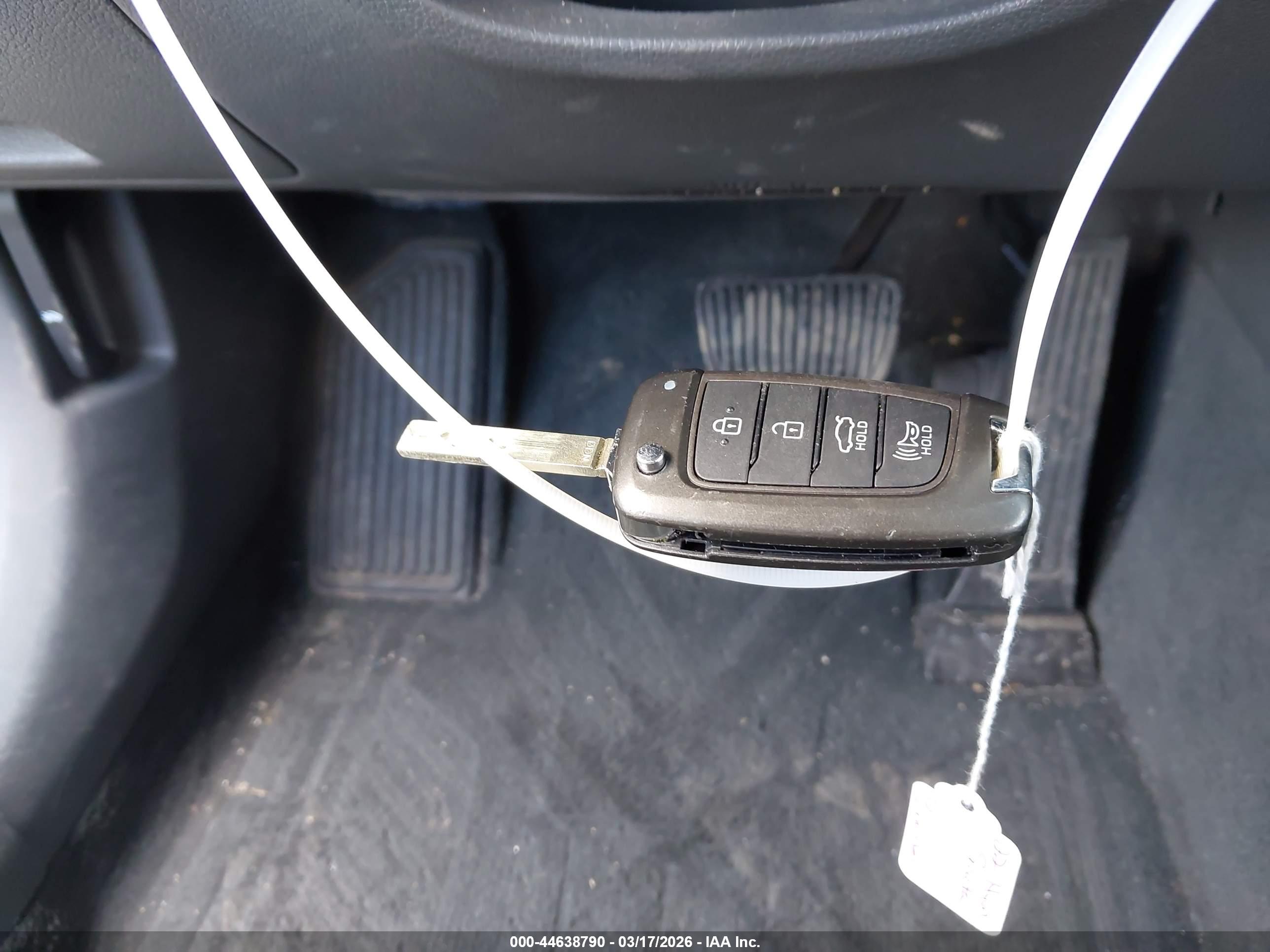 HYUNDAI SONATA image 11